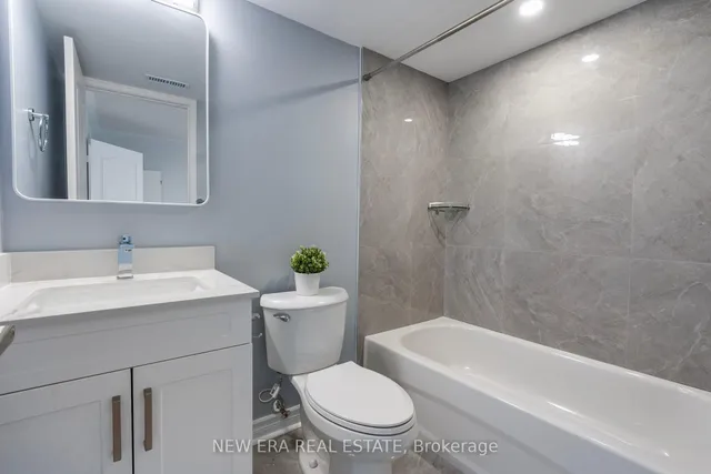 Additional property image - 124 Jenkinson Way Unit 24