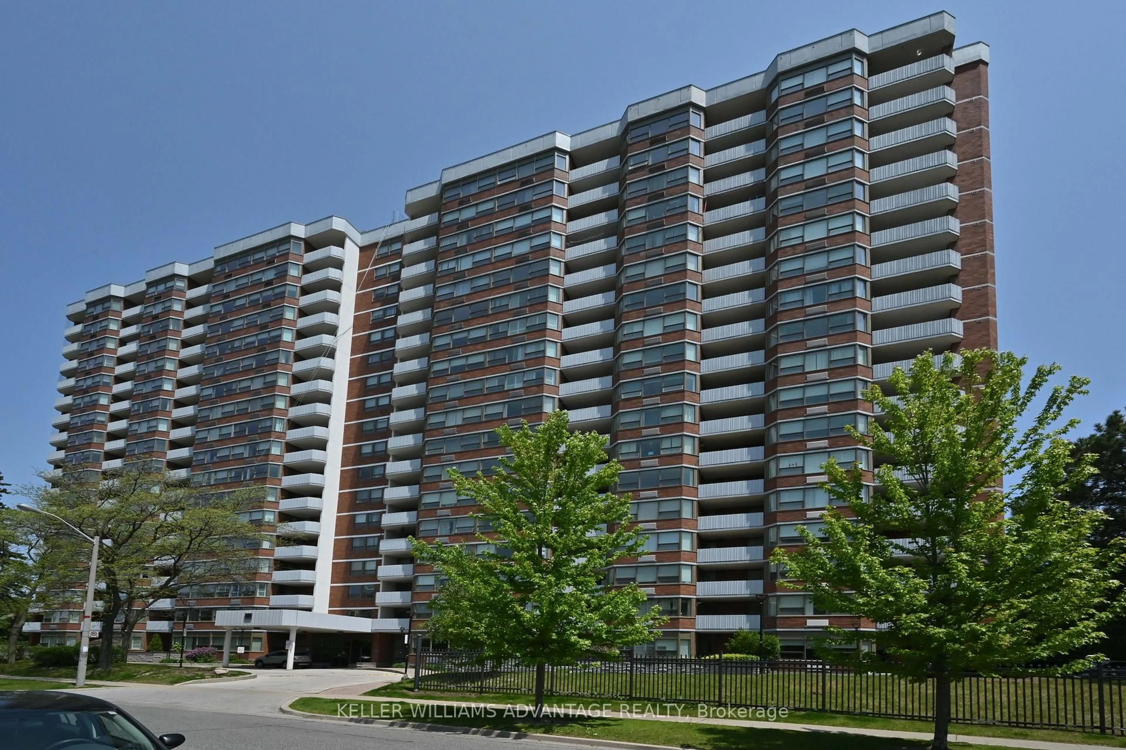 Unknown for 121 Ling Rd #1804, Toronto Ontario M1E 4Y2
