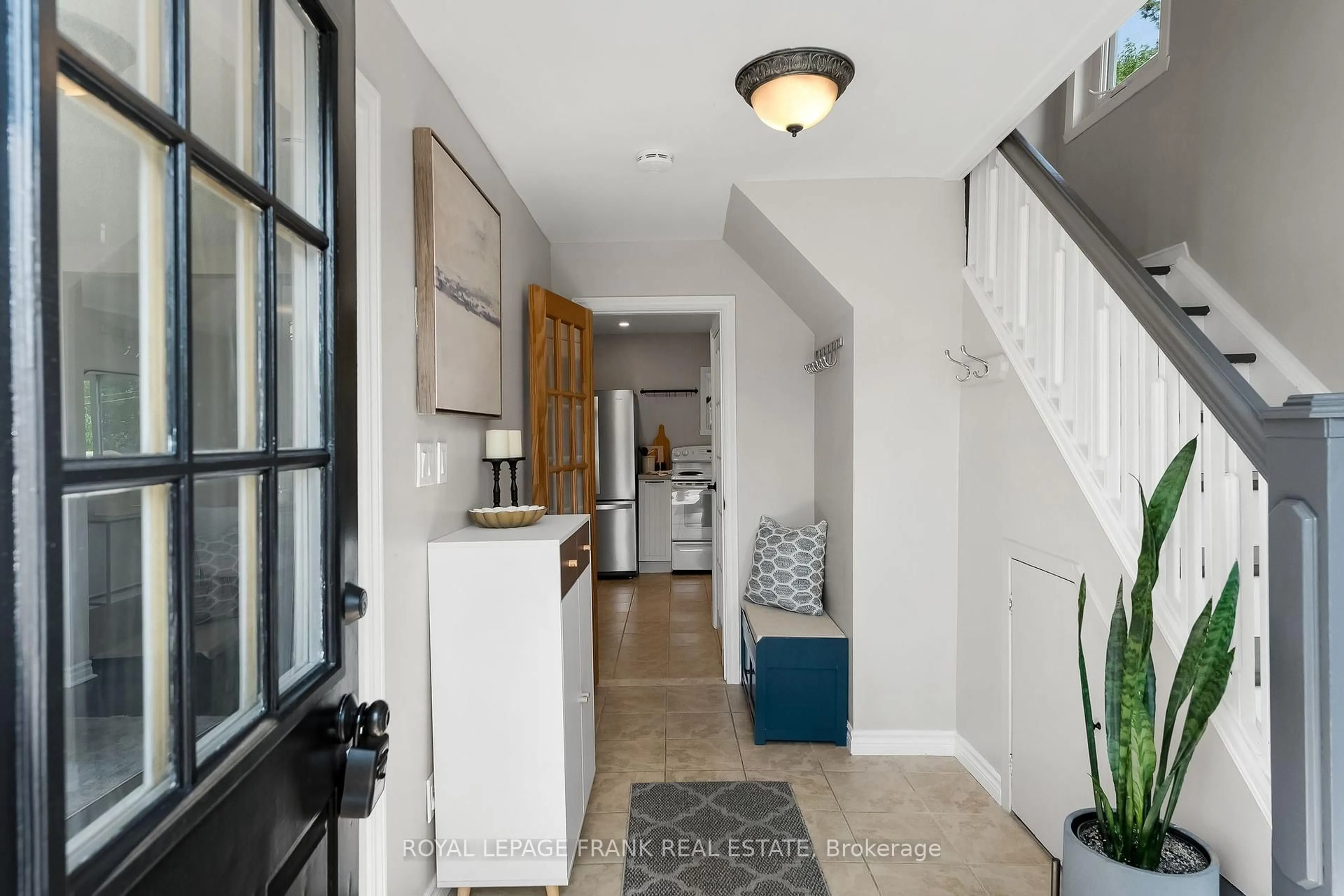 Indoor entryway for 51 Montrave Ave, Oshawa Ontario L1J 4R6