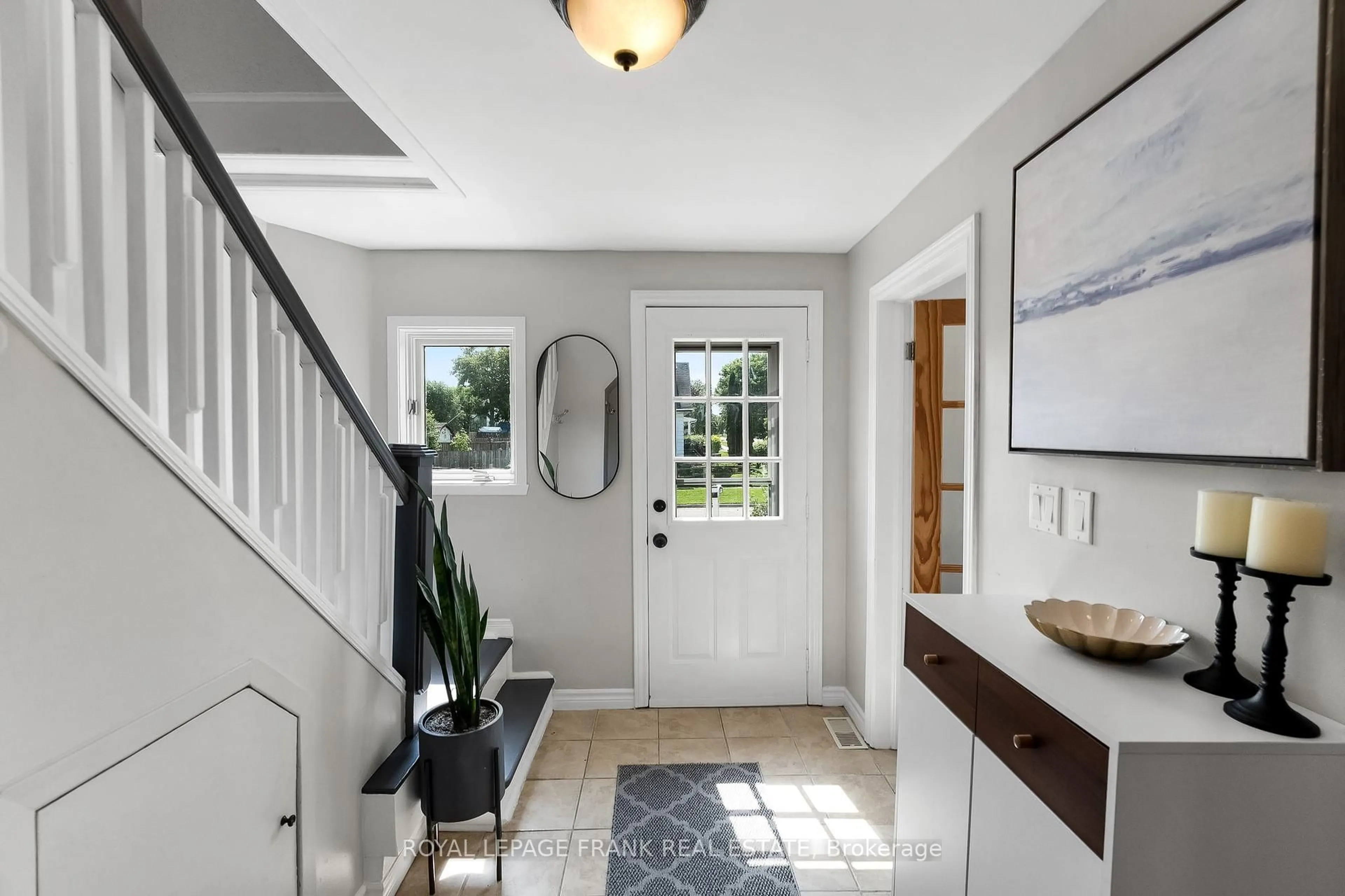 Indoor entryway for 51 Montrave Ave, Oshawa Ontario L1J 4R6