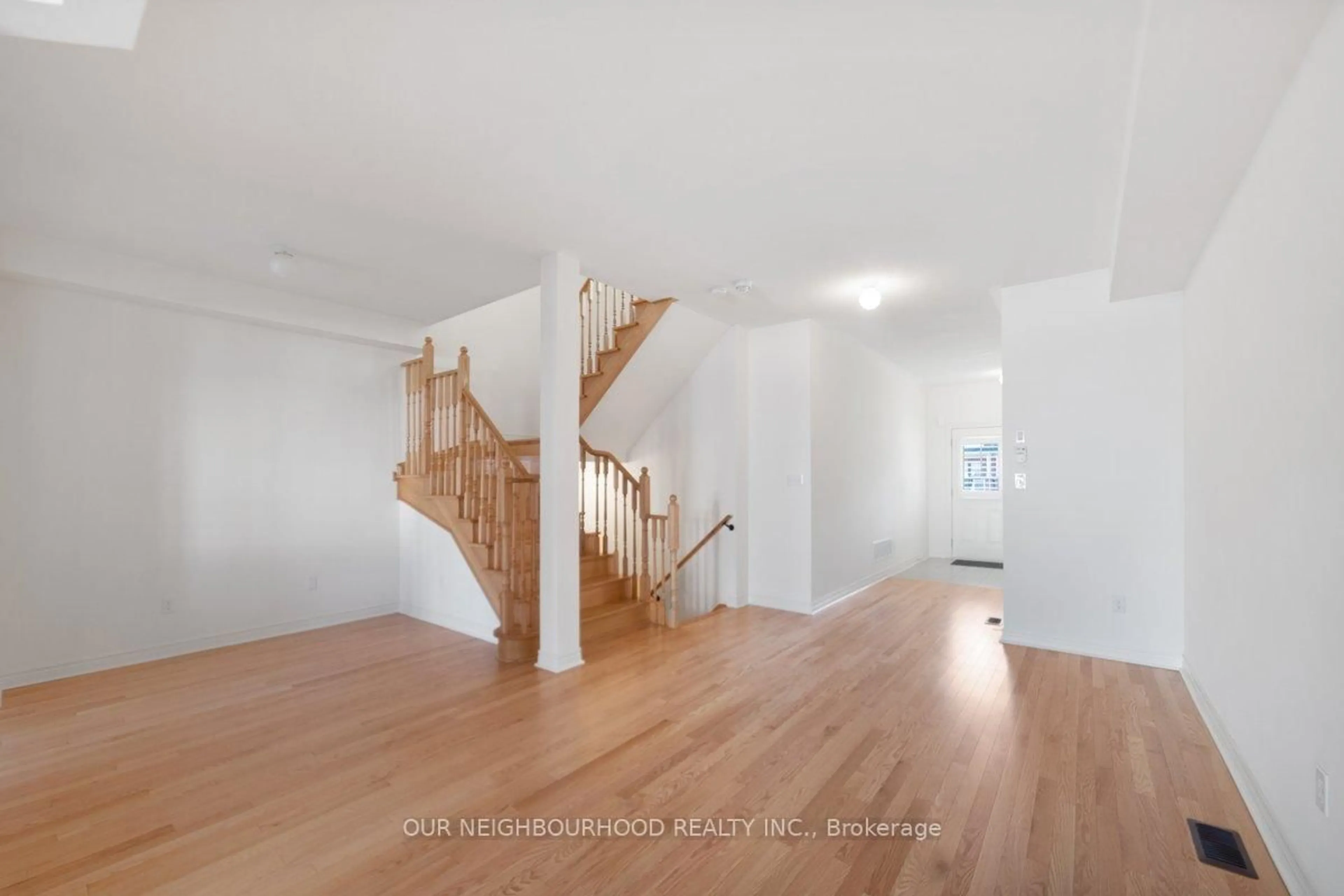 Unknown for 678 Krawchuk Cres, Oshawa Ontario L1K 1A7