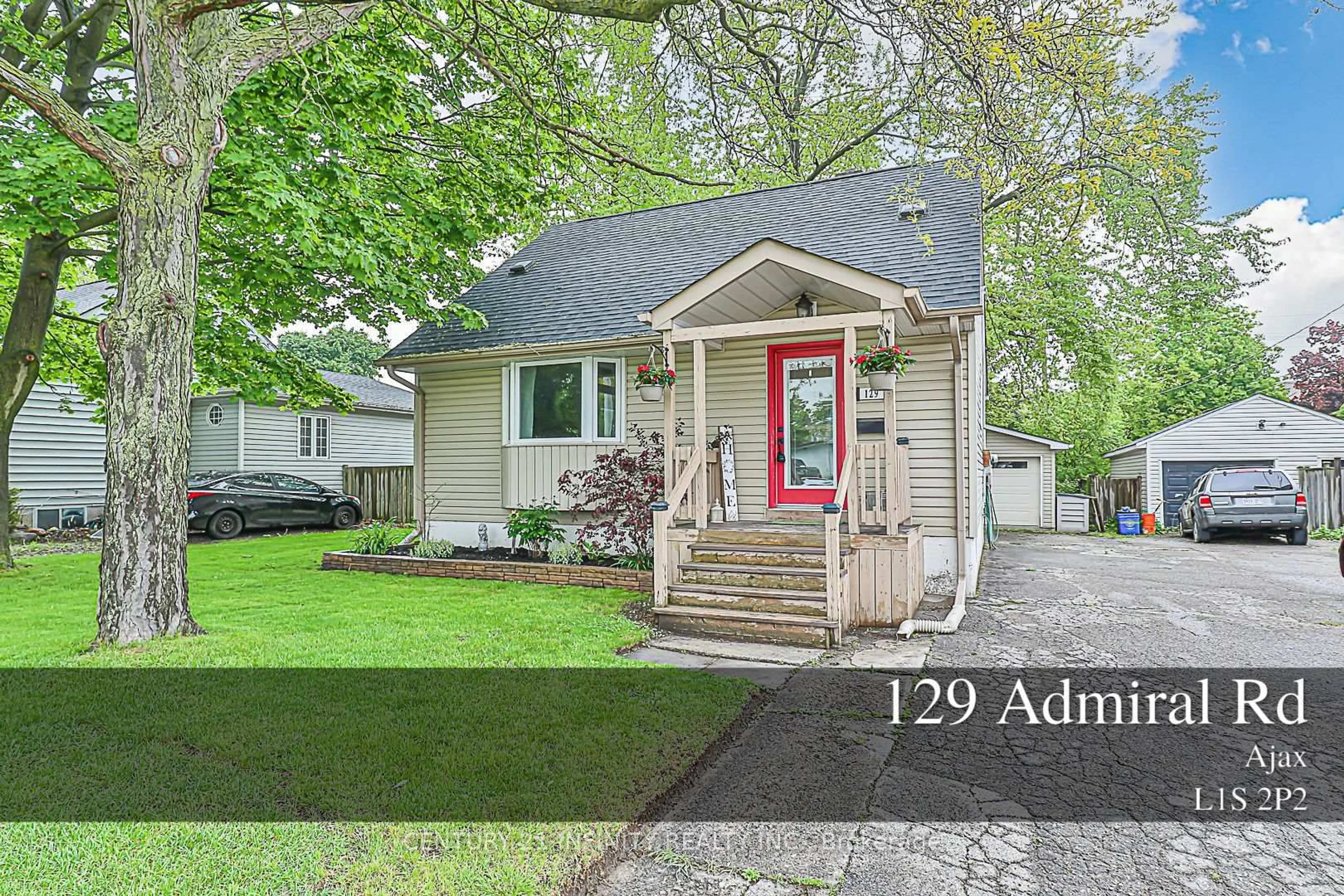 Home with vinyl exterior material, street for 129 Admiral Rd, Ajax Ontario L1S 2P2