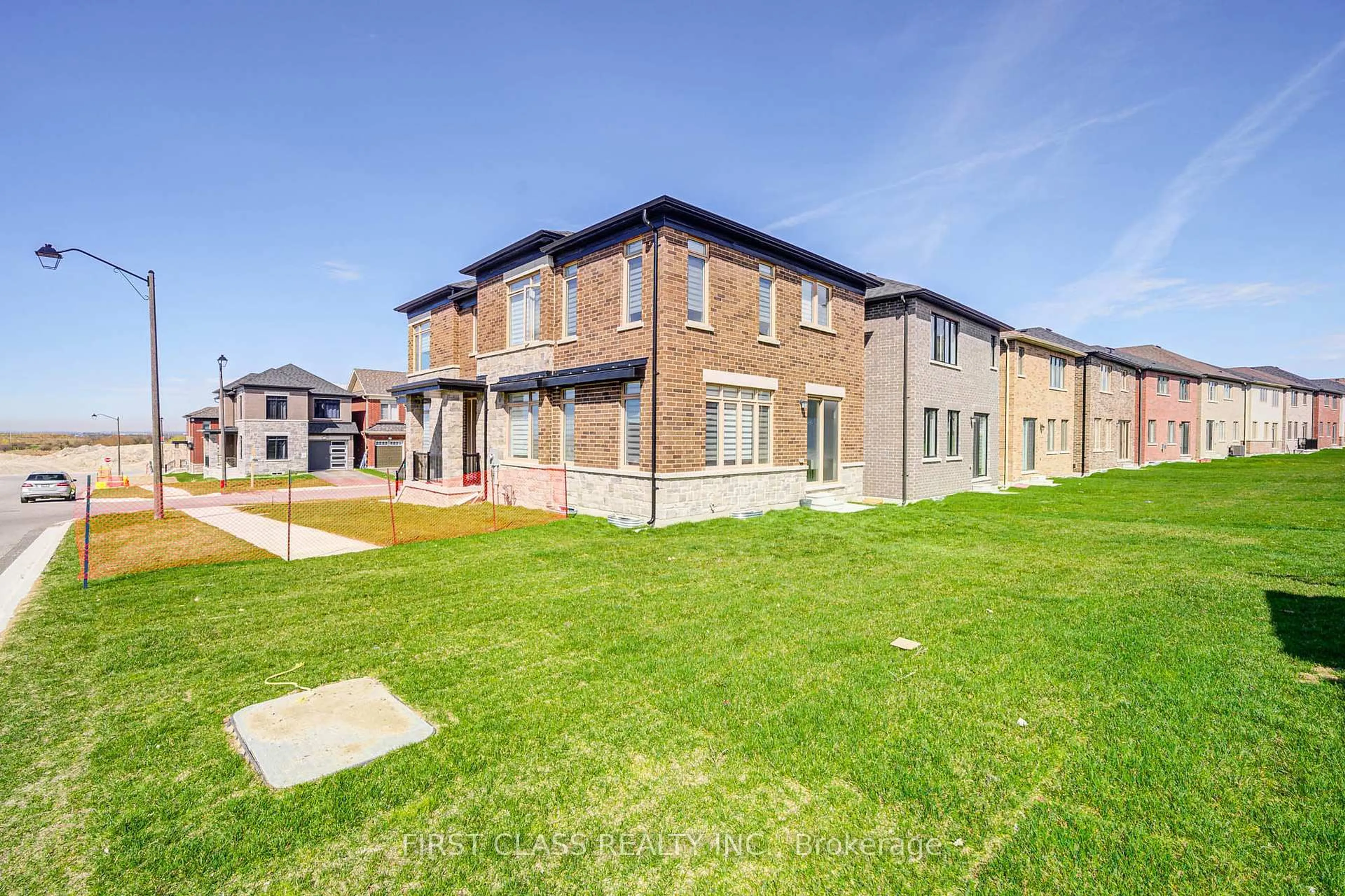 A pic from outside/outdoor area/front of a property/back of a property/a pic from drone, building for 2049 Chris Mason St, Oshawa Ontario L1H 7K5