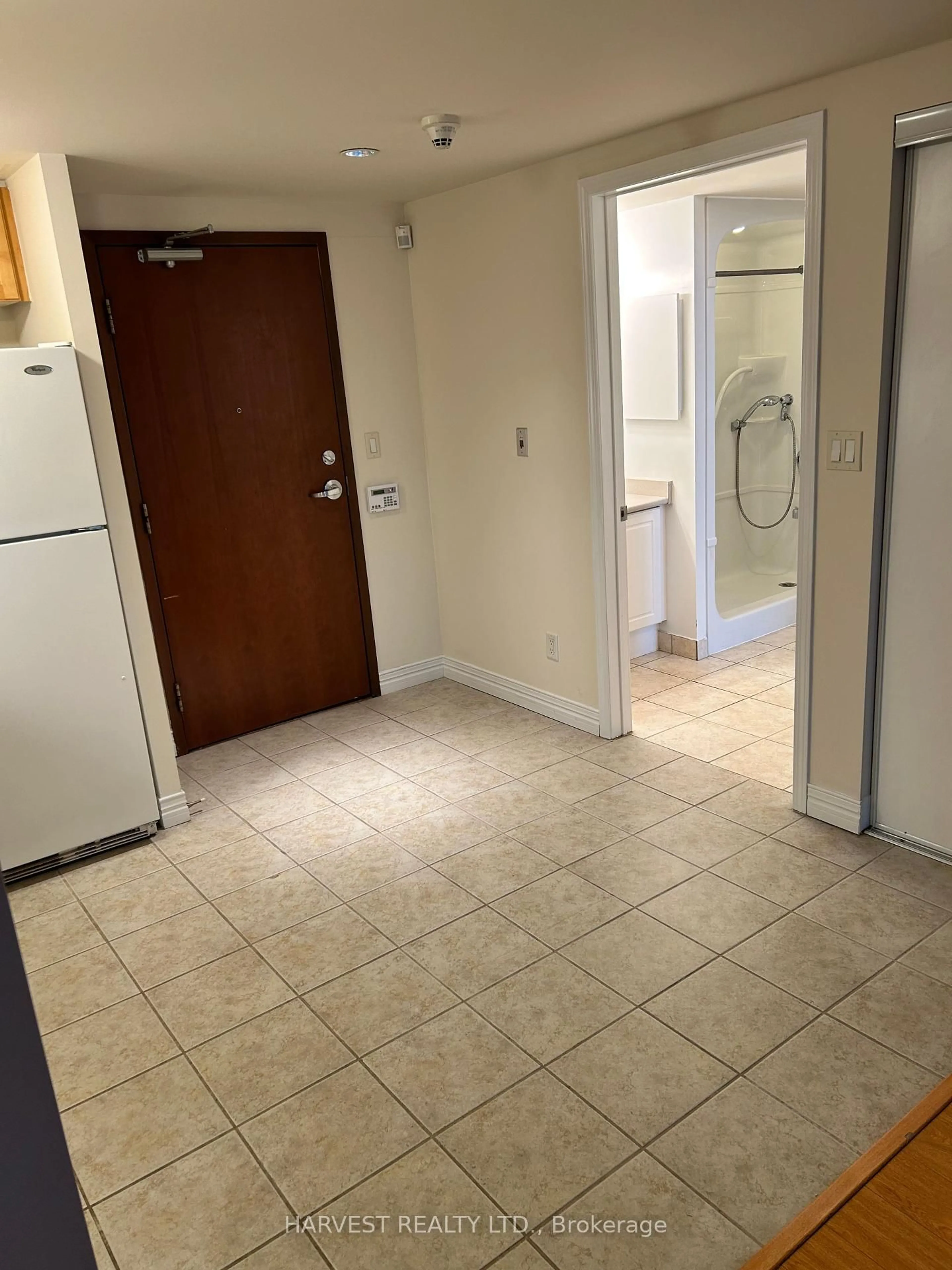 A pic of a room for 90 SCOTTFIELD Dr #108, Toronto Ontario M1S 5W4