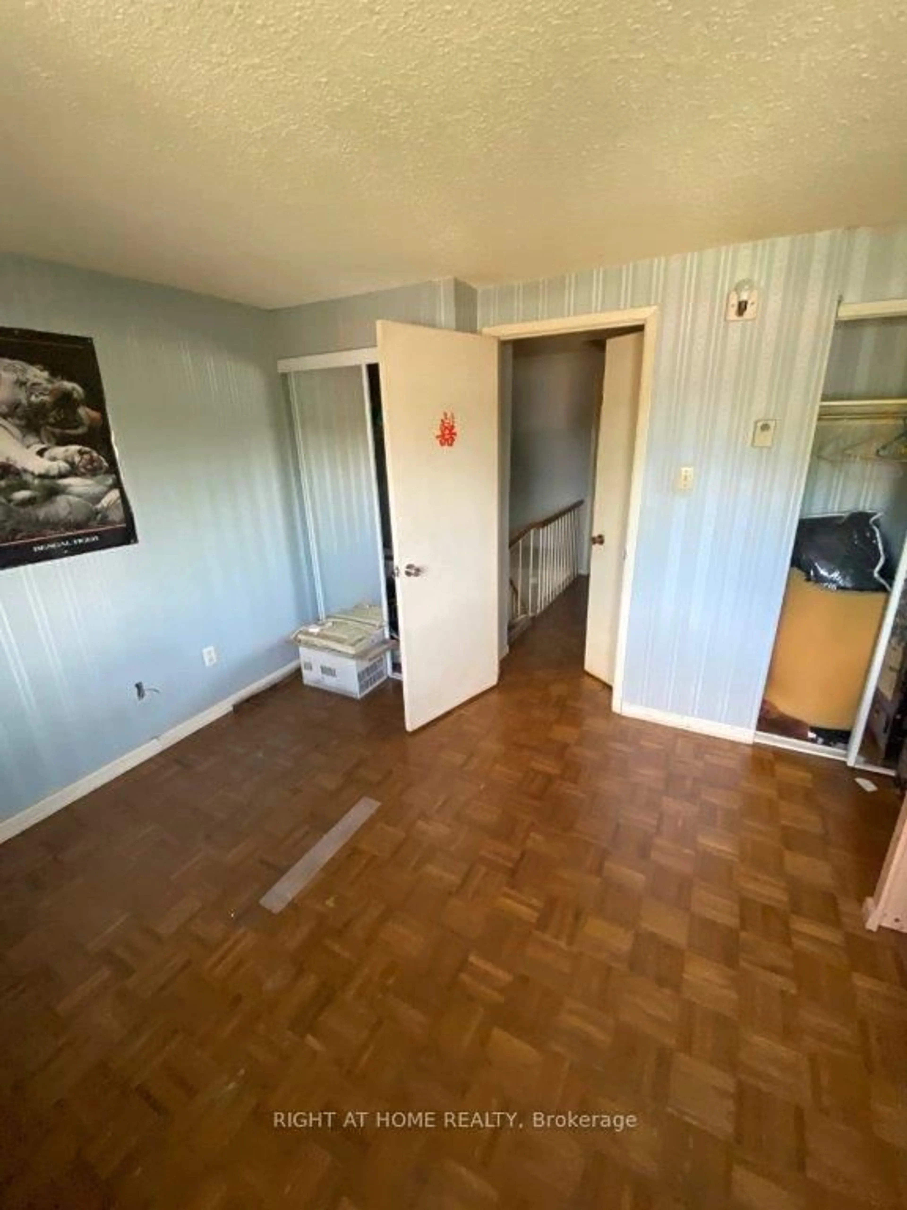 A pic of a room for 1209 Queen St #5, Toronto Ontario M4M 3H4