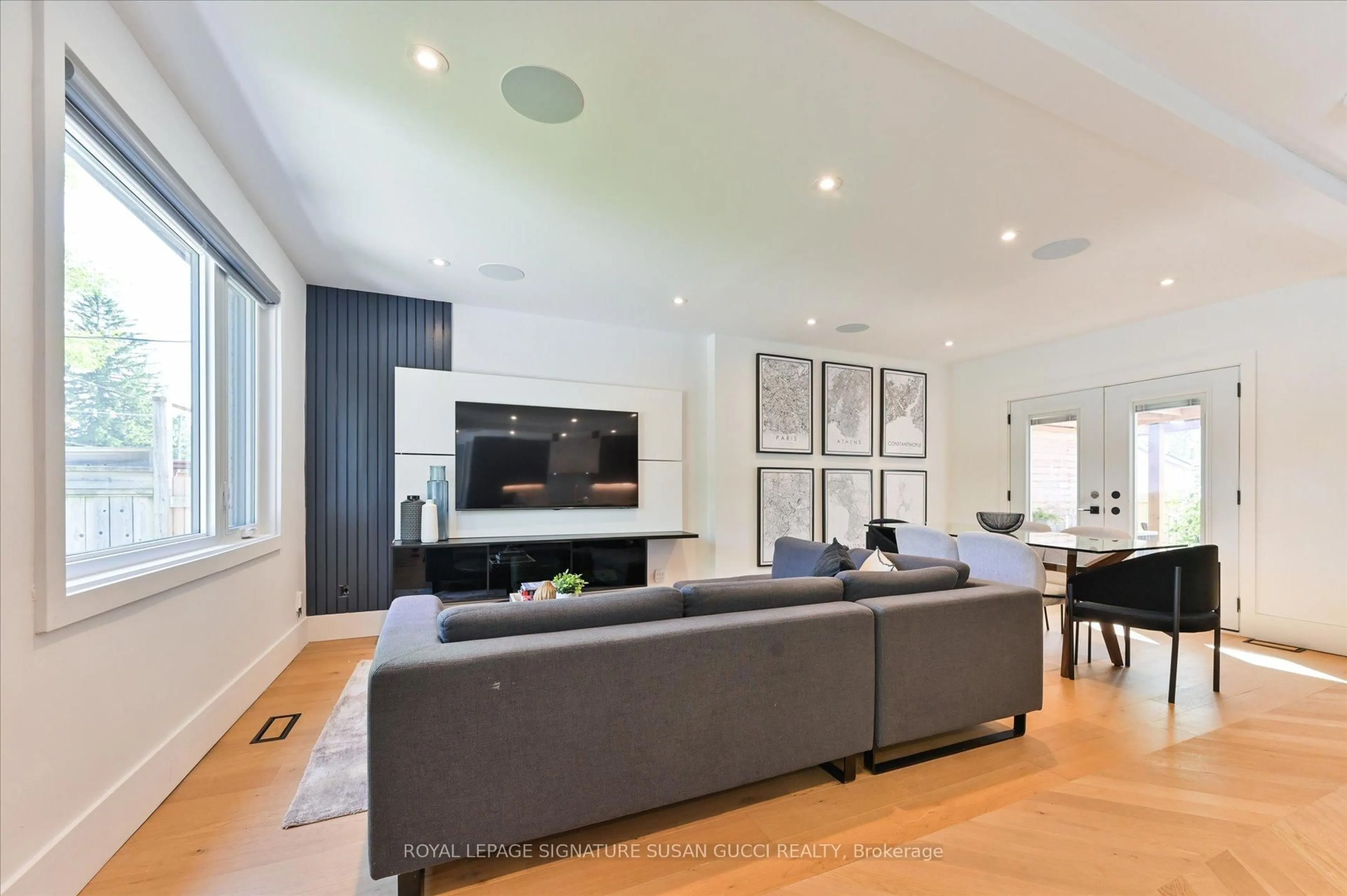Living room with furniture, unknown for 48 Denvale Rd, Toronto Ontario M4B 3B7