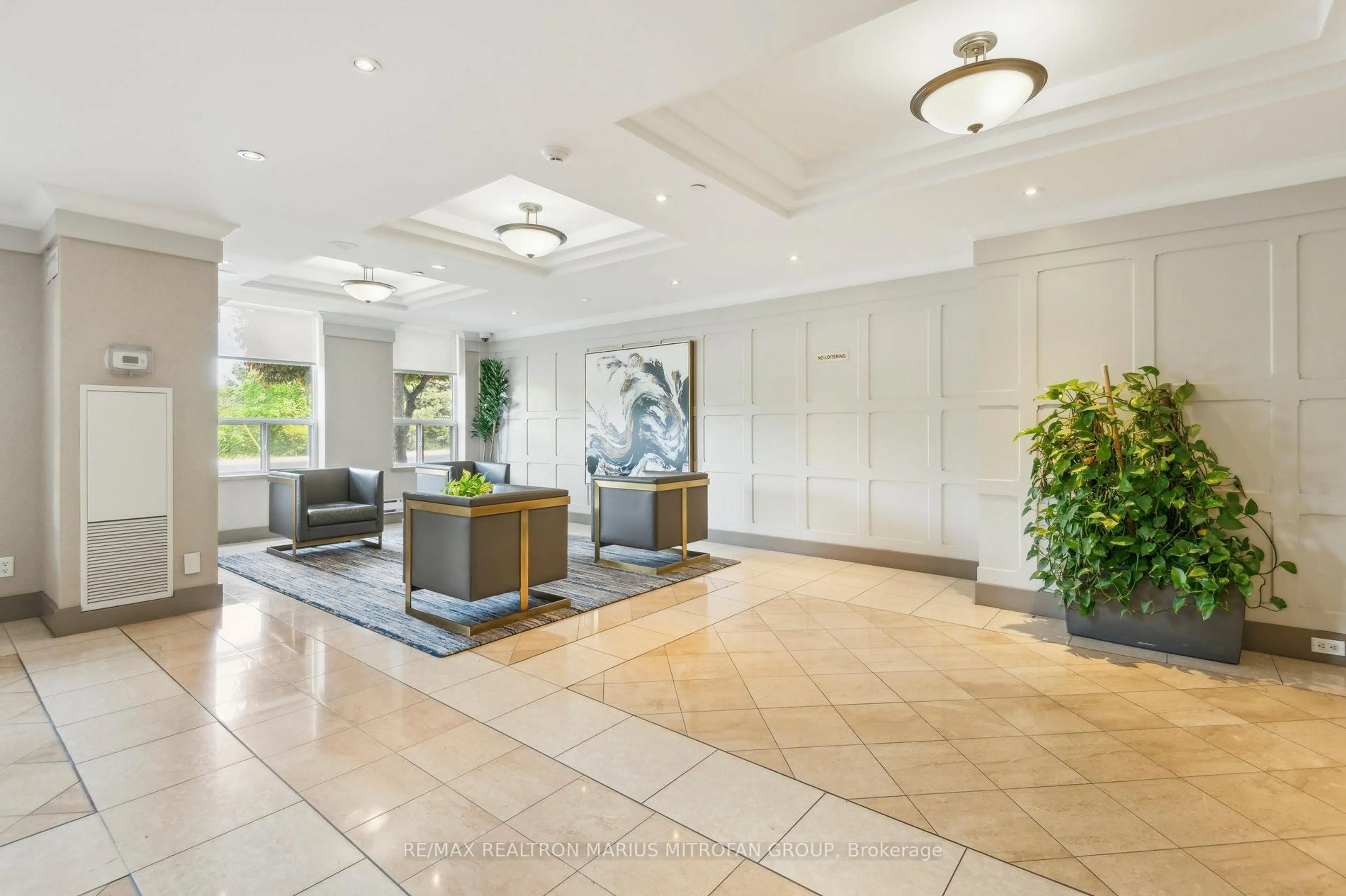 Lobby for 330 Mccowan Rd #1508, Toronto Ontario M1J 3N3