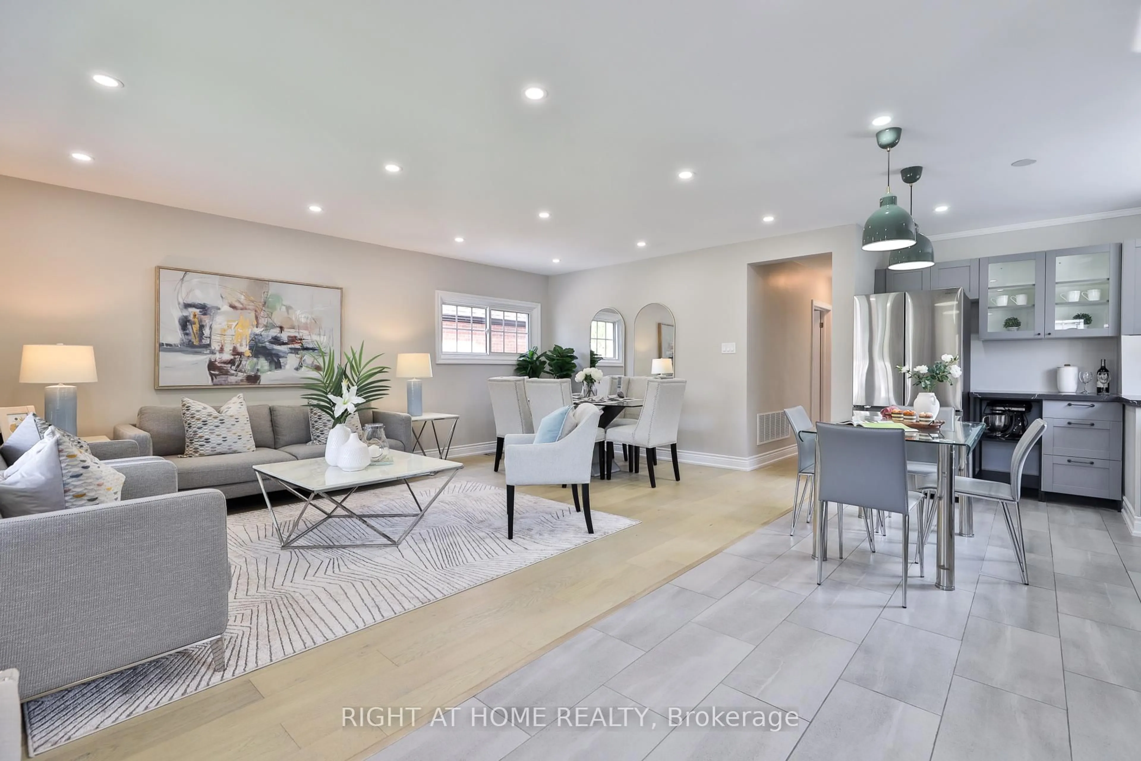 Living room with furniture, unknown for 55 Canlish Rd, Toronto Ontario M1P 1S6