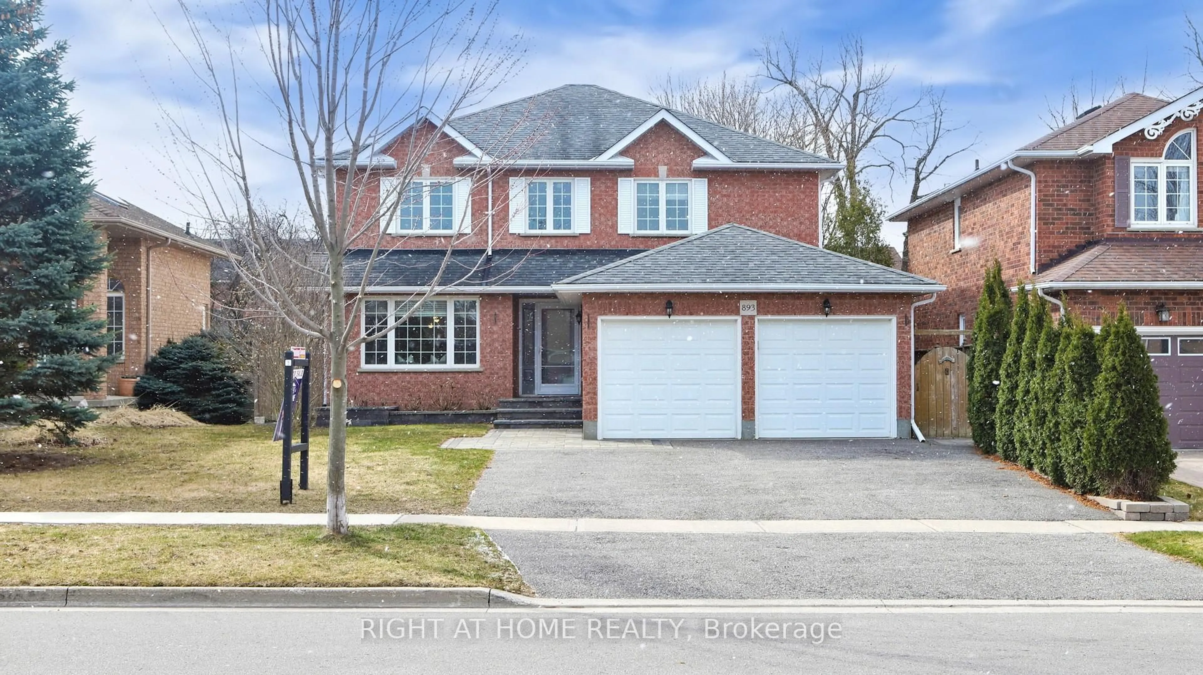 Home with brick exterior material, street for 893 Sundance Circ, Oshawa Ontario L1J 8P1