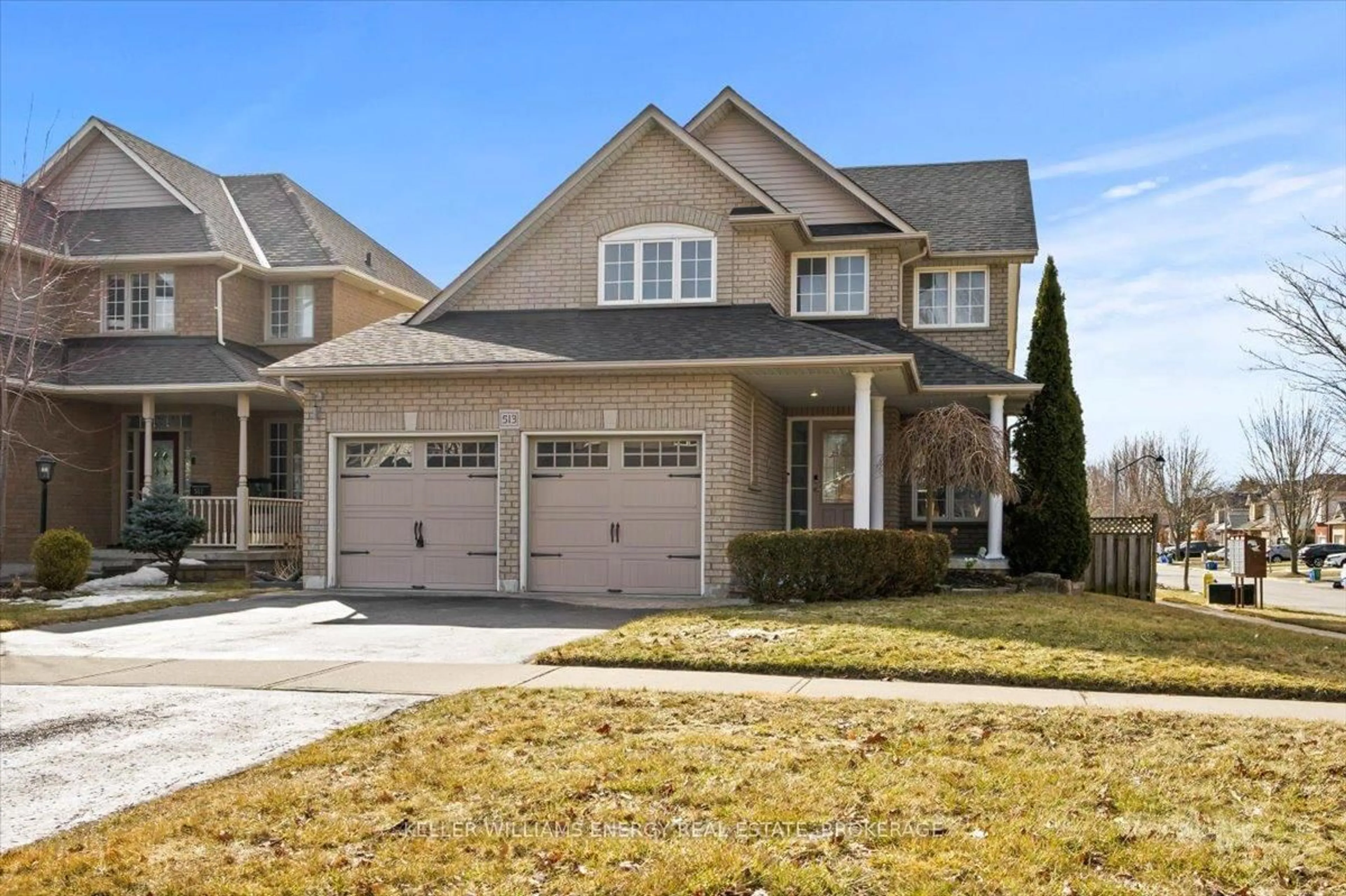 Home with brick exterior material, street for 513 Britannia Ave, Oshawa Ontario L1L 1B8