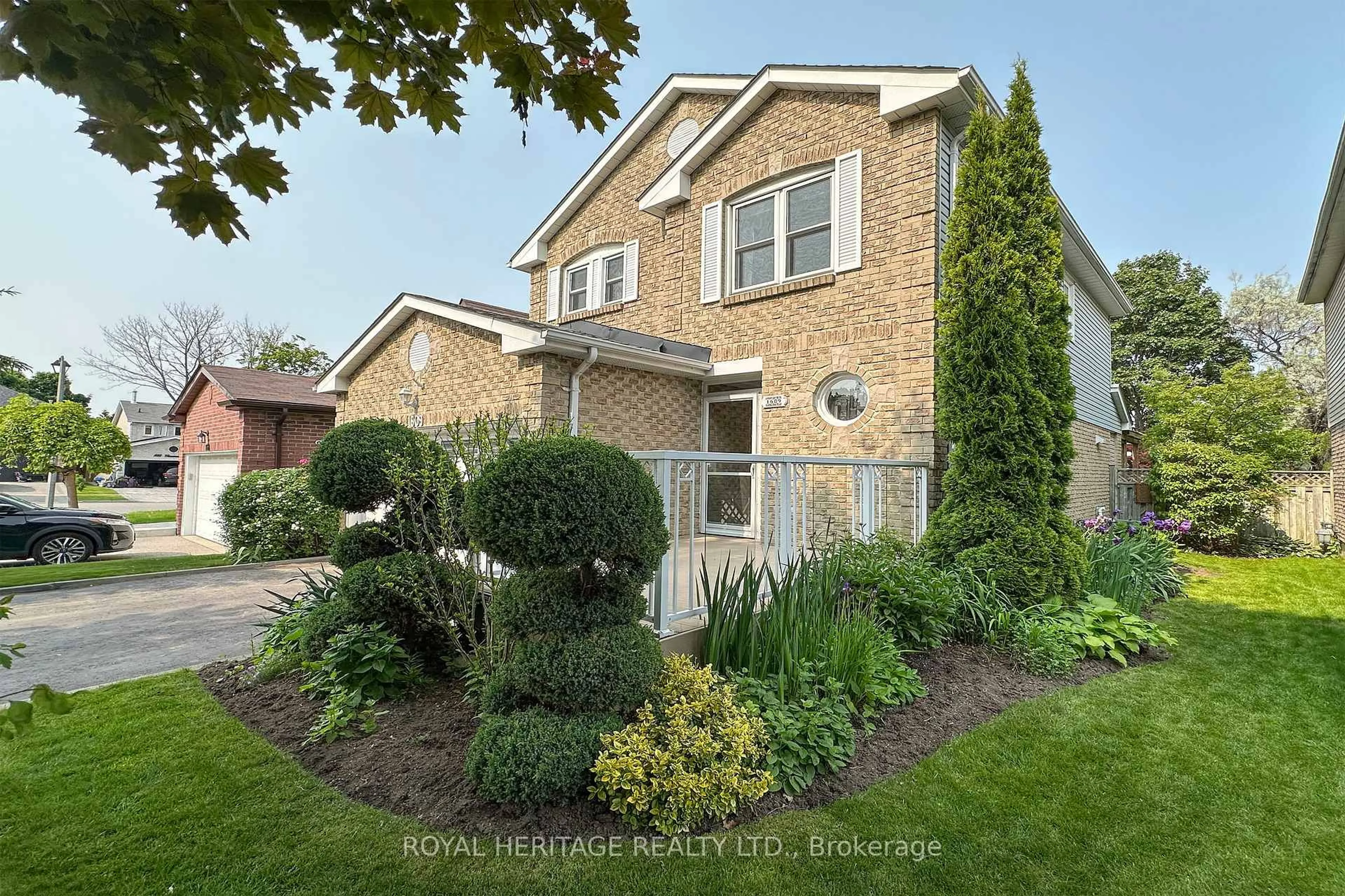 Home with brick exterior material, street for 1609 Rawlings Dr, Pickering Ontario L1V 4Z9