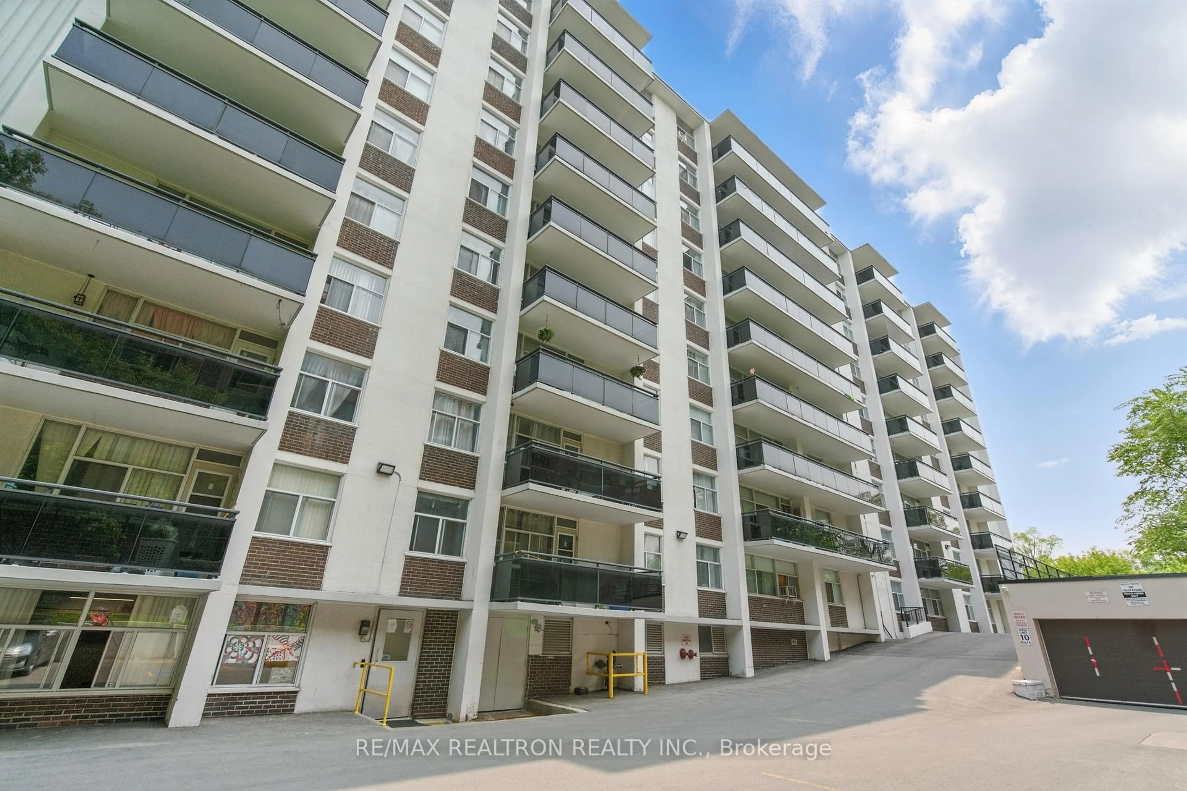 Balcony in the apartment, unknown for 2245 Eglinton Ave #706, Toronto Ontario M1K 2N3