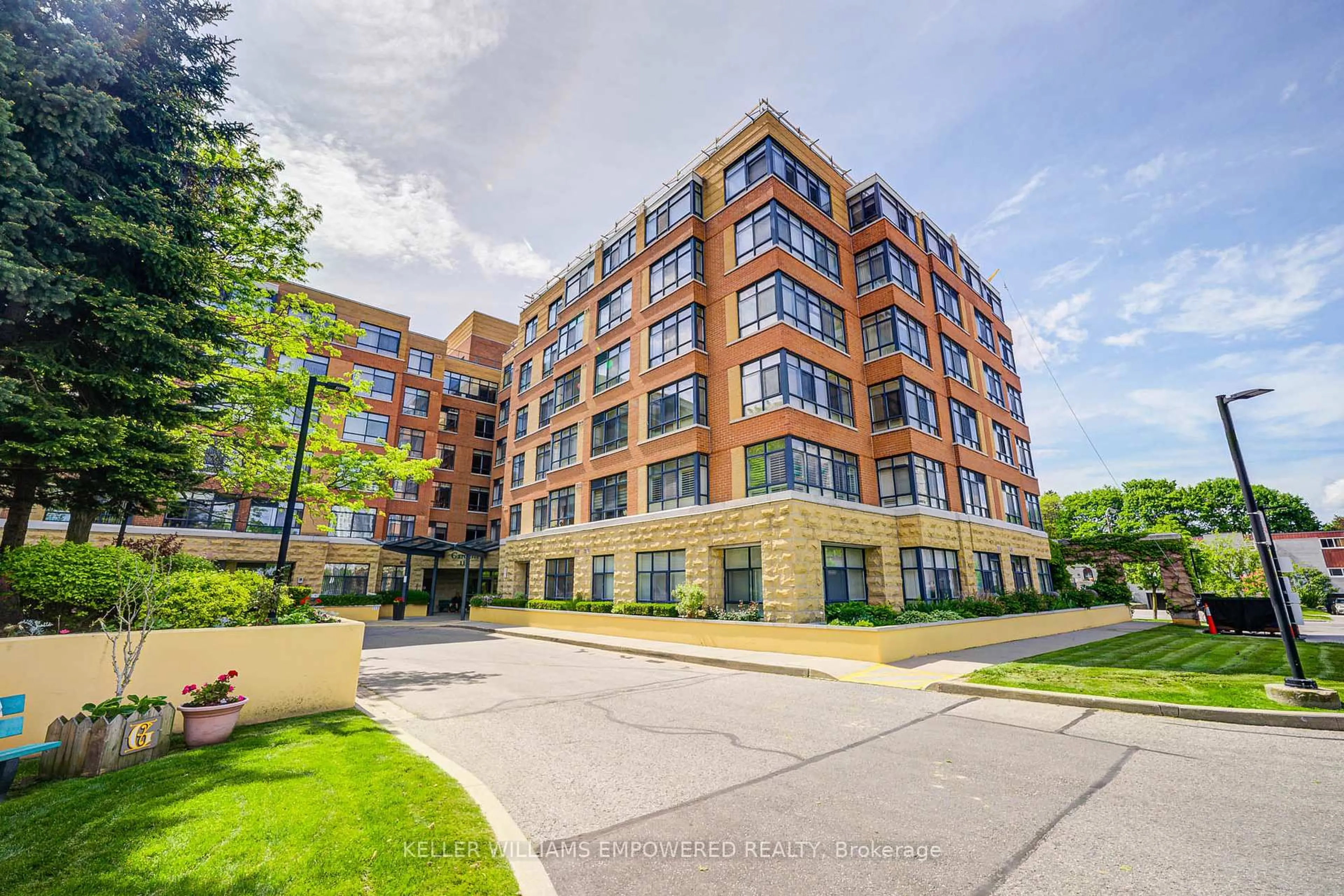 A pic from outside/outdoor area/front of a property/back of a property/a pic from drone, building for 115 Bonis Ave #410, Toronto Ontario M1T 3S4