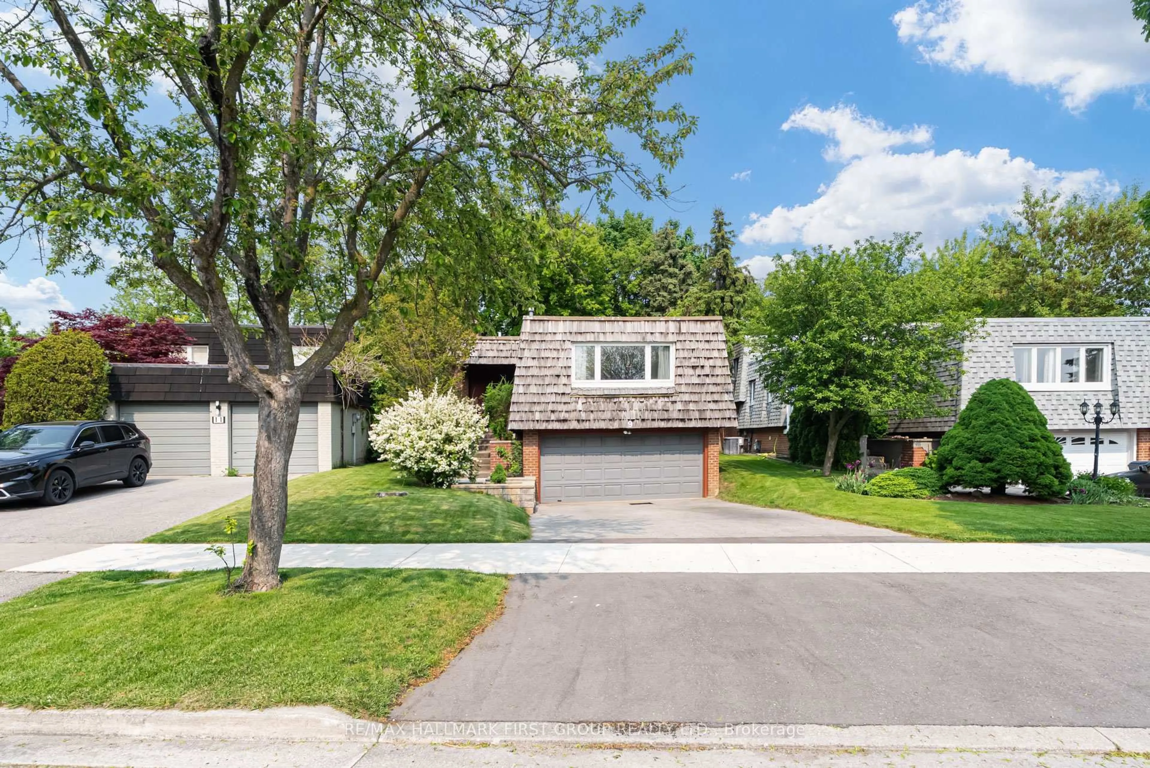 Home with brick exterior material, street for 9 Tilley Dr, Toronto Ontario M1C 2T9