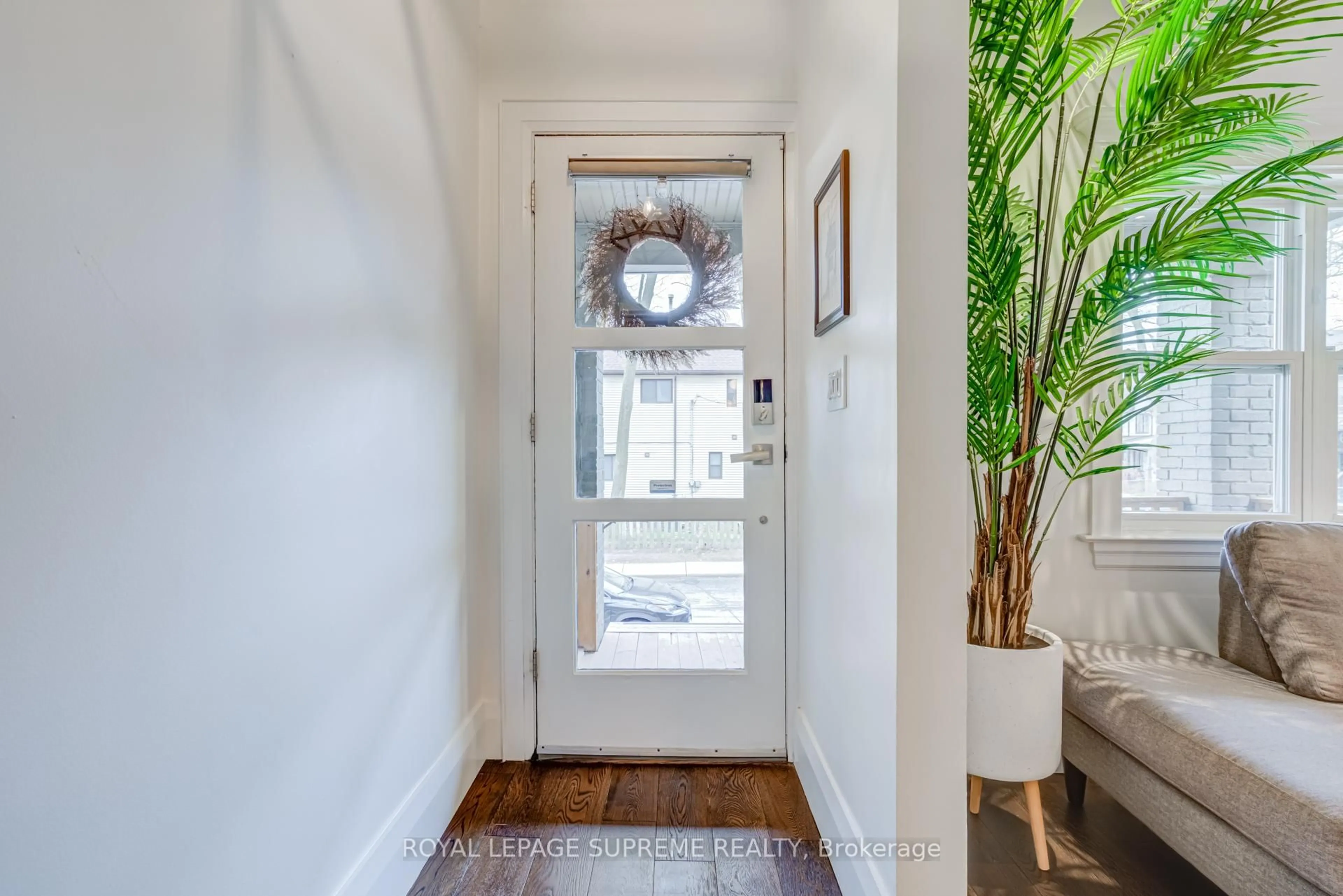 Indoor entryway for 36 Walpole Ave, Toronto Ontario M4L 2H9