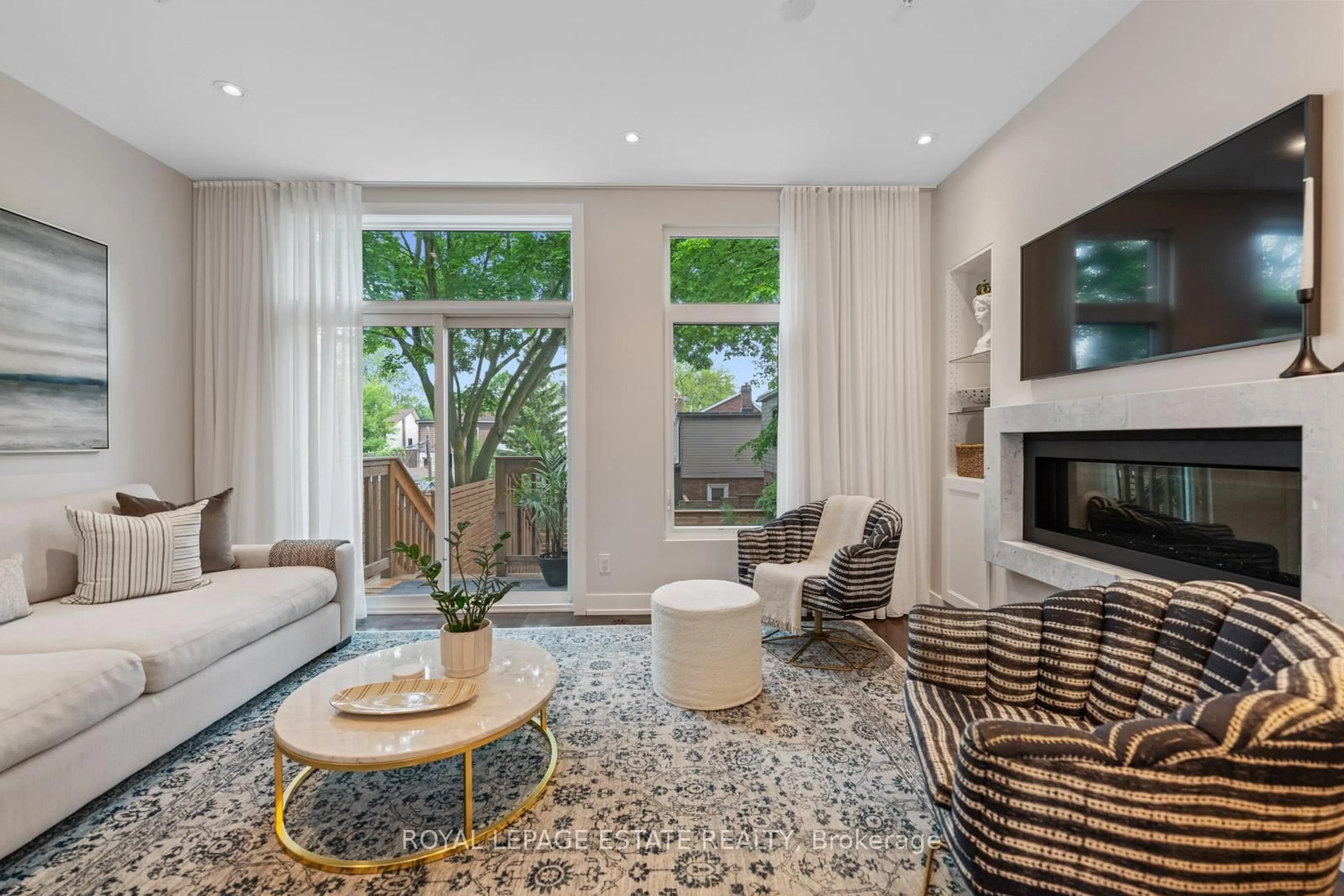 Living room with furniture, unknown for 7 Vince Ave, Toronto Ontario M4L 0A6