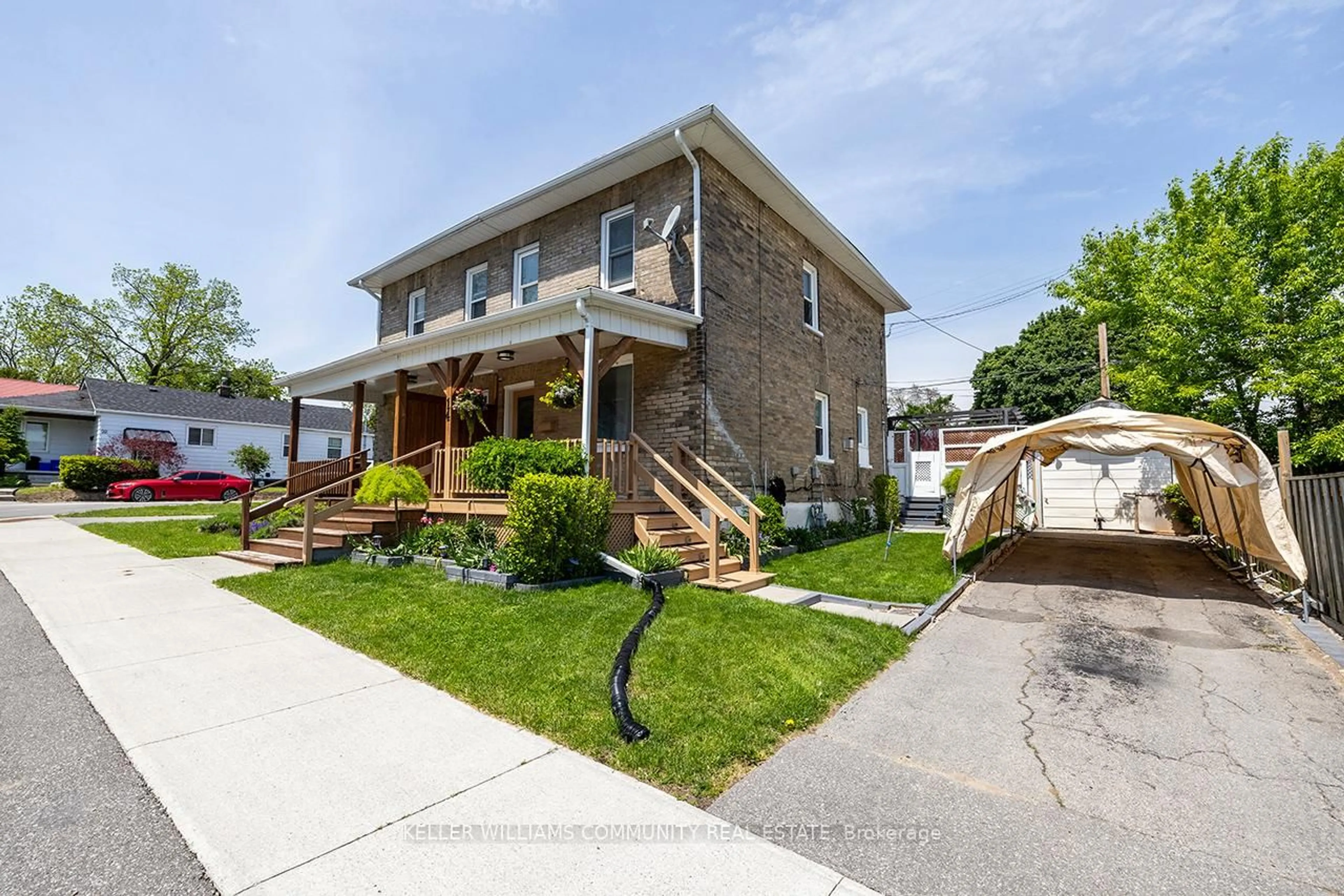 Home with brick exterior material, street for 14 Liberty Pl, Clarington Ontario L1C 1W6