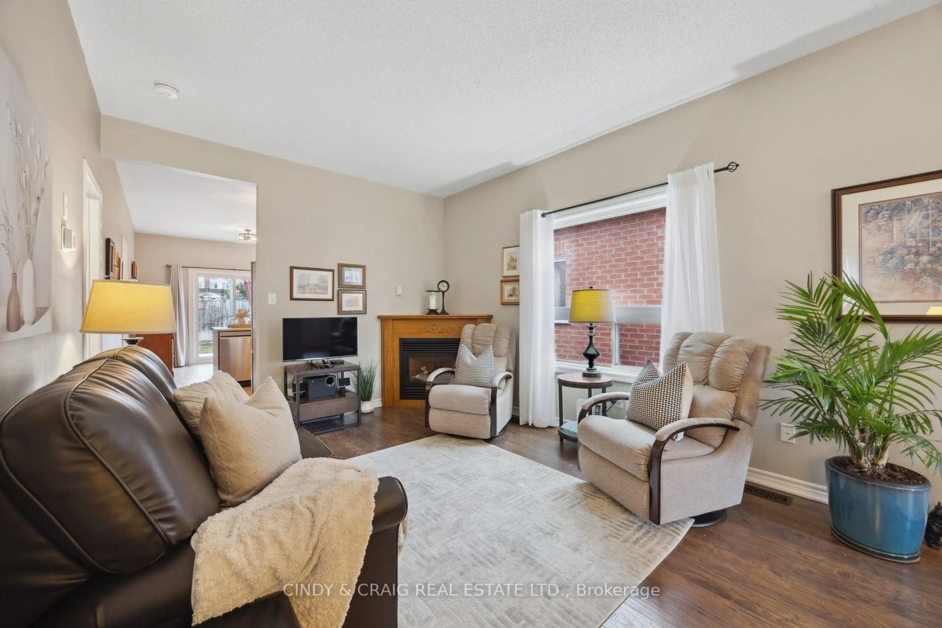 Living room with furniture, unknown for 1222 Macinally Crt, Oshawa Ontario L1K 0B8
