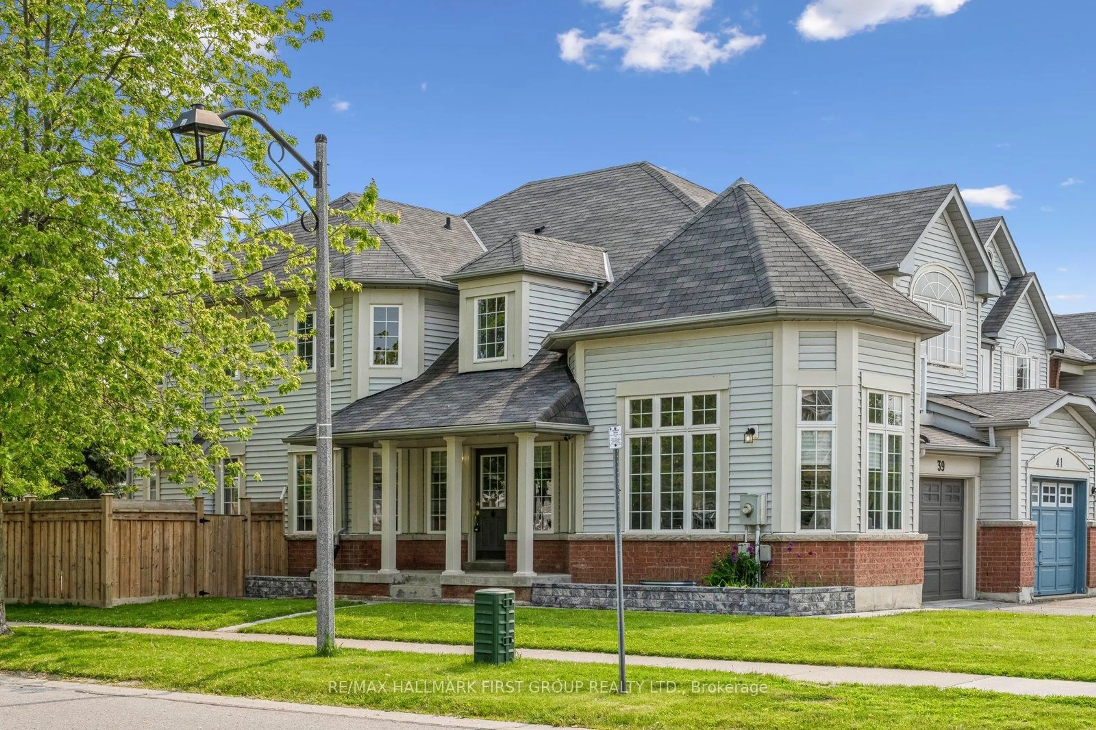 Home with brick exterior material, street for 39 Breakwater Dr, Whitby Ontario L1N 9N7