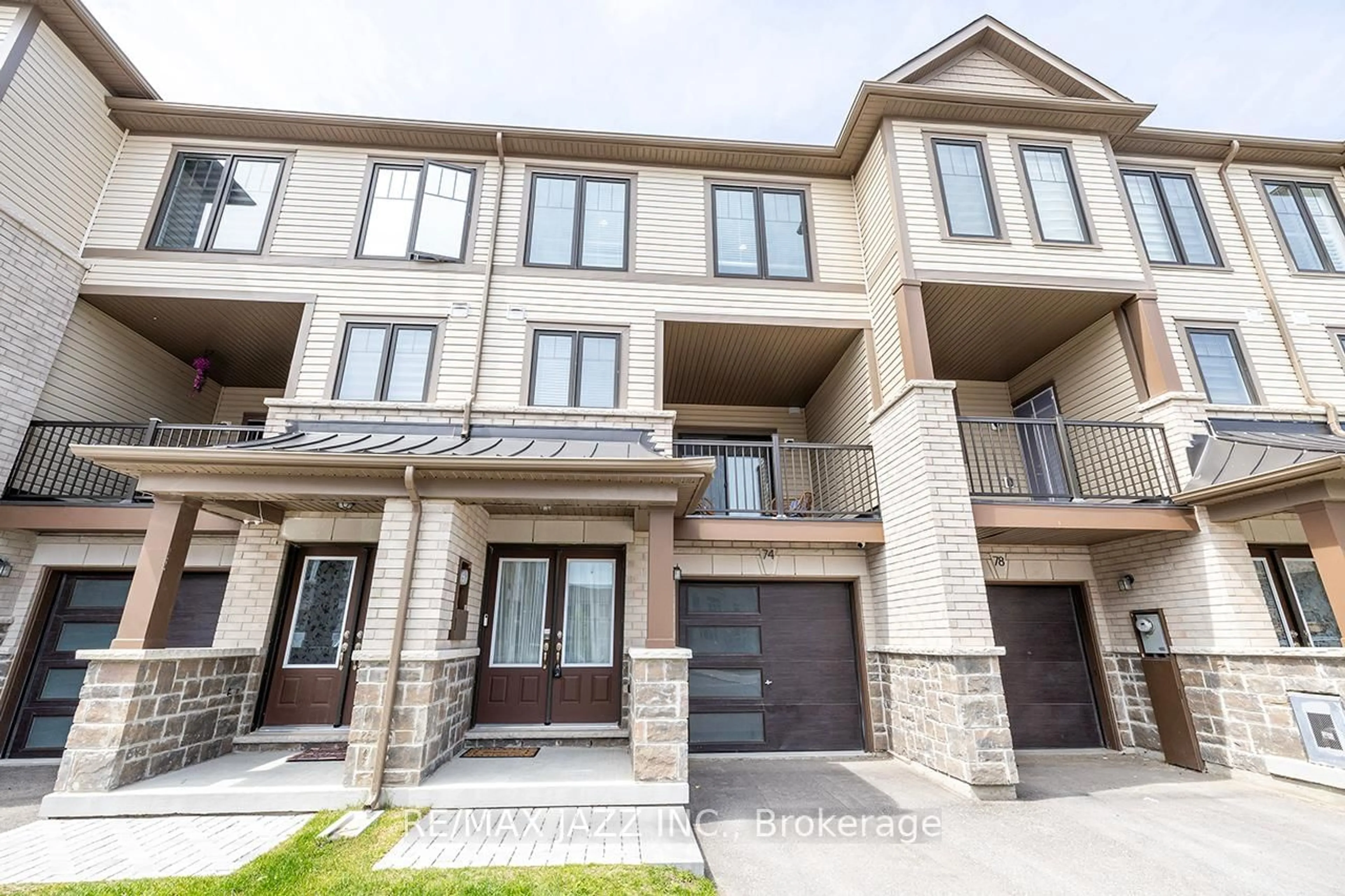Home with brick exterior material, street for 74 Ambereen Pl, Clarington Ontario L1C 7H5