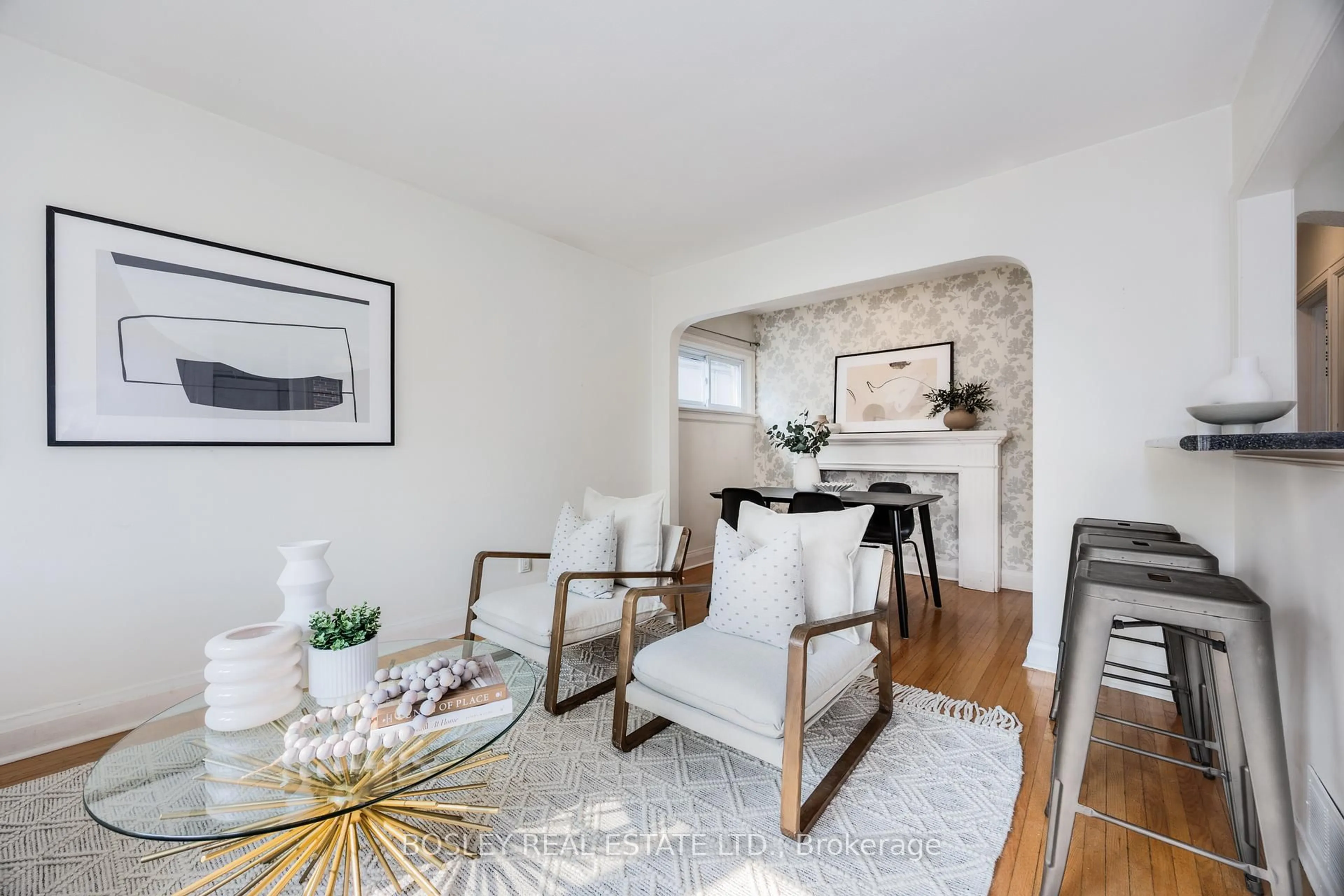 Living room with furniture, unknown for 85 Manderley Dr, Toronto Ontario M1N 3G1