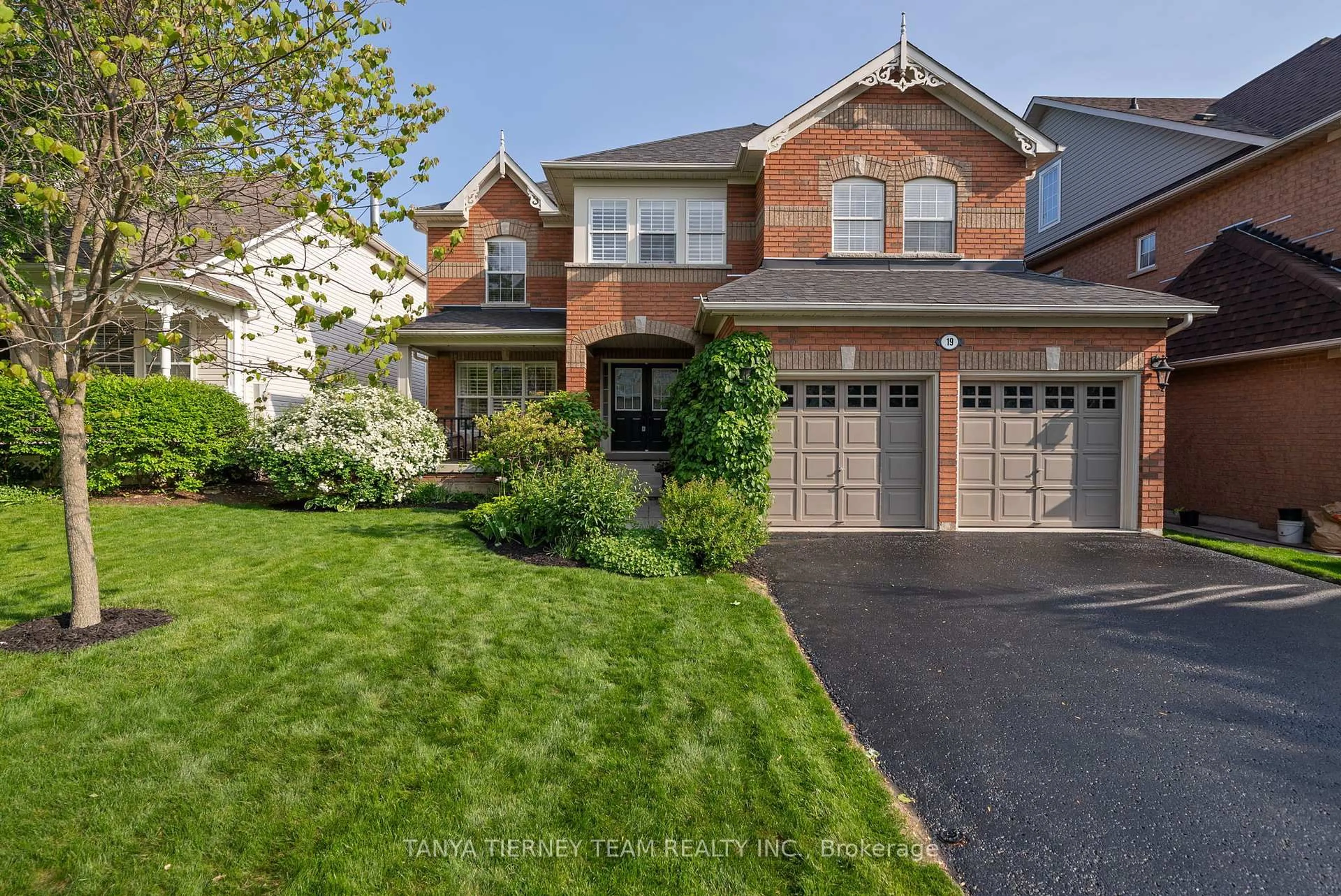 Home with brick exterior material, street for 19 Pauline Ave, Whitby Ontario L1M 2H7