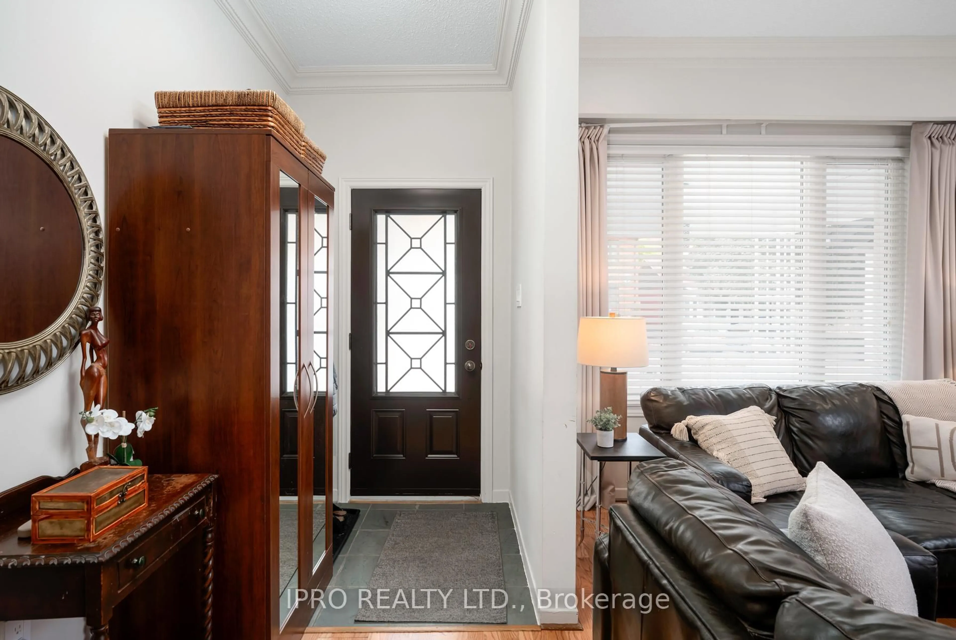 Indoor entryway for 241 Gowan Ave, Toronto Ontario M4J 2K7