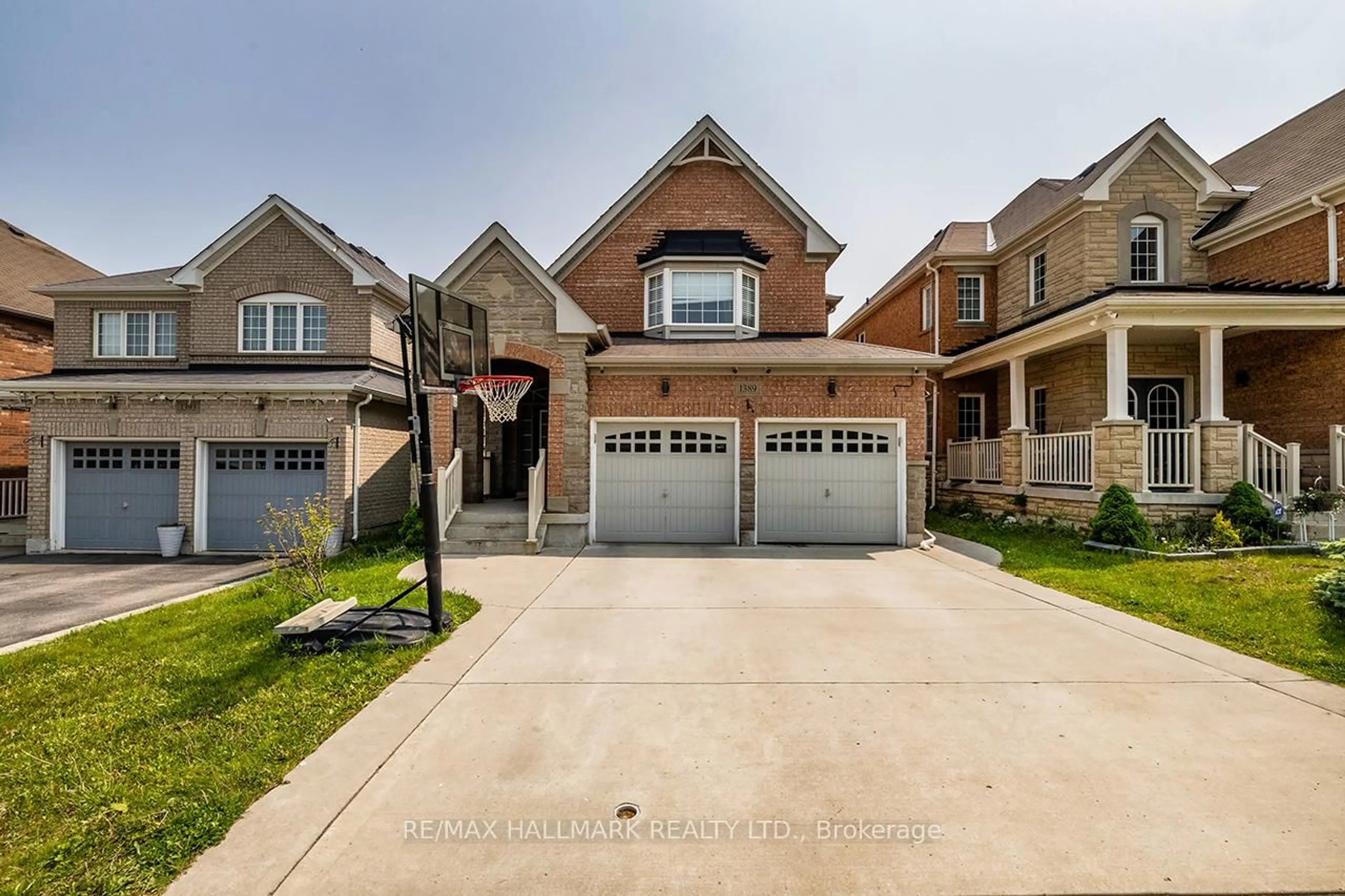 Home with brick exterior material, street for 1389 Woodstream Ave, Oshawa Ontario L1K 0N6