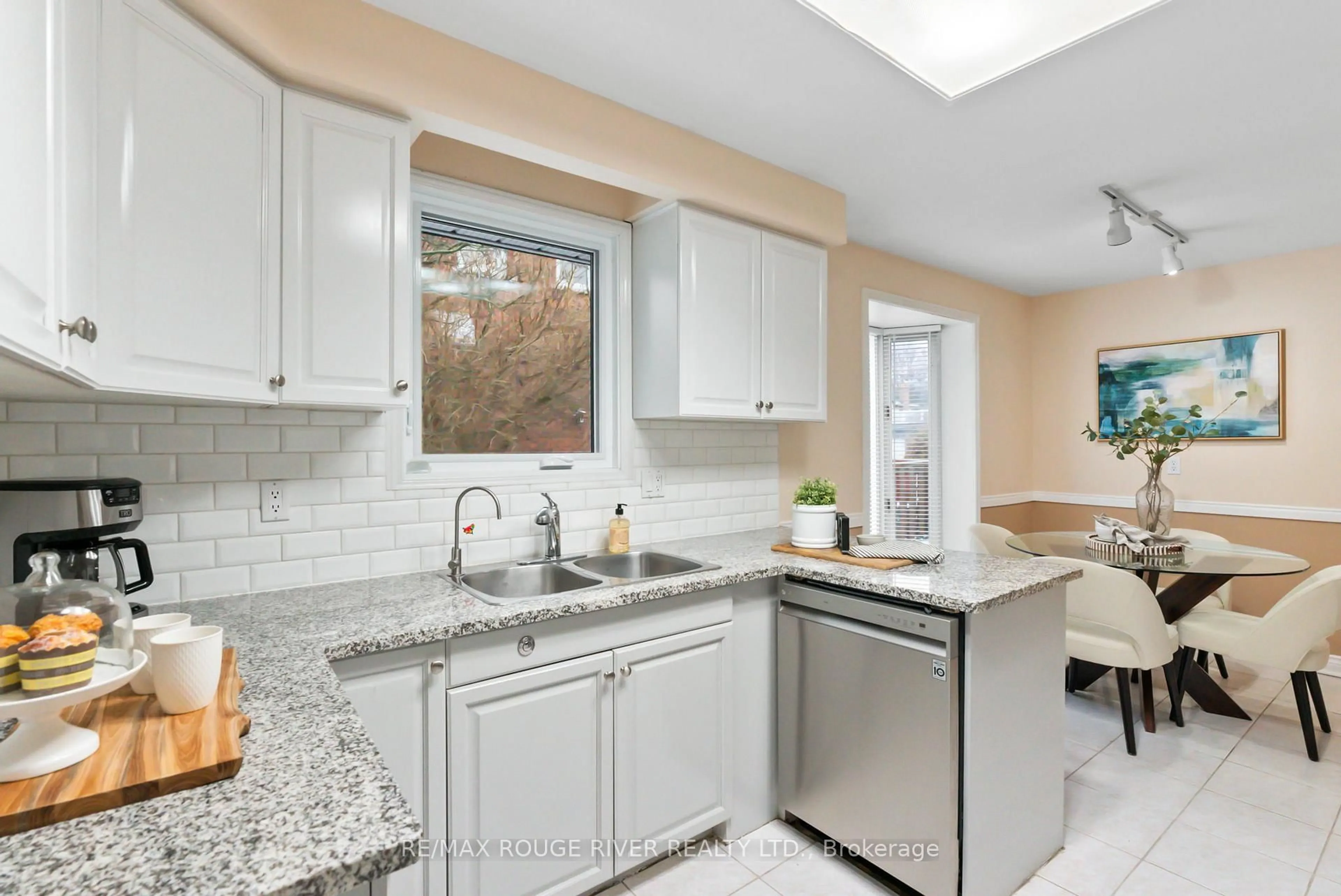 Open concept kitchen, ceramic/tile floor for 146 Gadsby Dr, Whitby Ontario L1N 6M4