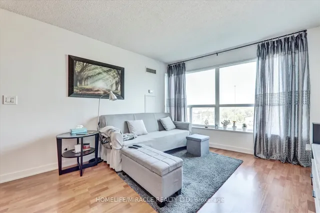Additional property image - 38 Lee Centre Dr Unit 712