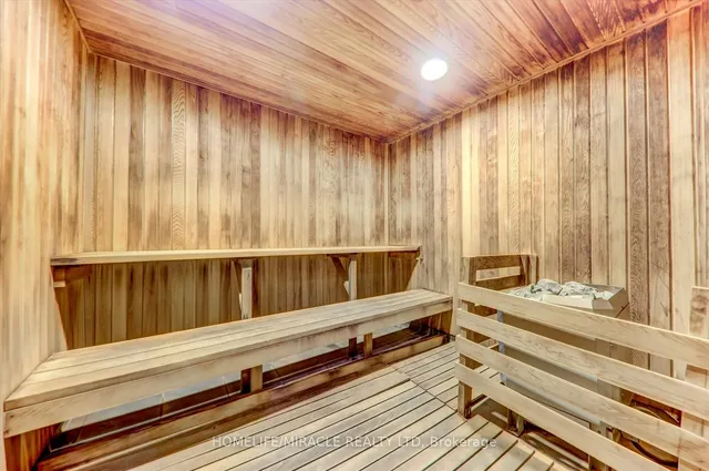 Additional property image - 38 Lee Centre Dr Unit 712