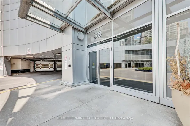 Additional property image - 38 Lee Centre Dr Unit 712