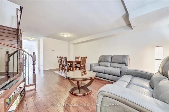 Additional property image - 2758 Eglinton Ave Unit 63
