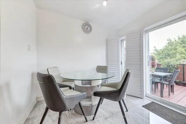 Additional property image - 2758 Eglinton Ave Unit 63