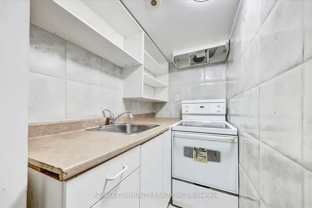 Additional property image - 2758 Eglinton Ave Unit 63