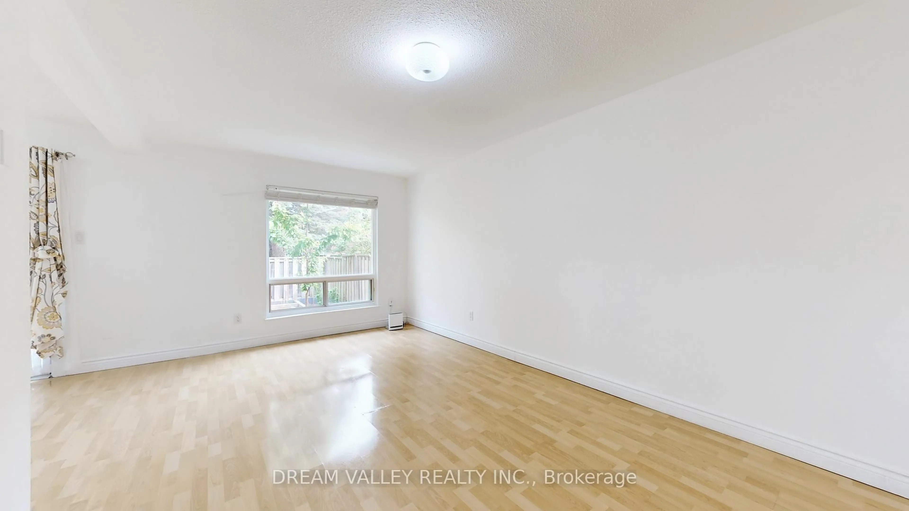 A pic of a room for 175 Trudelle St #61, Toronto Ontario M1J 3K5