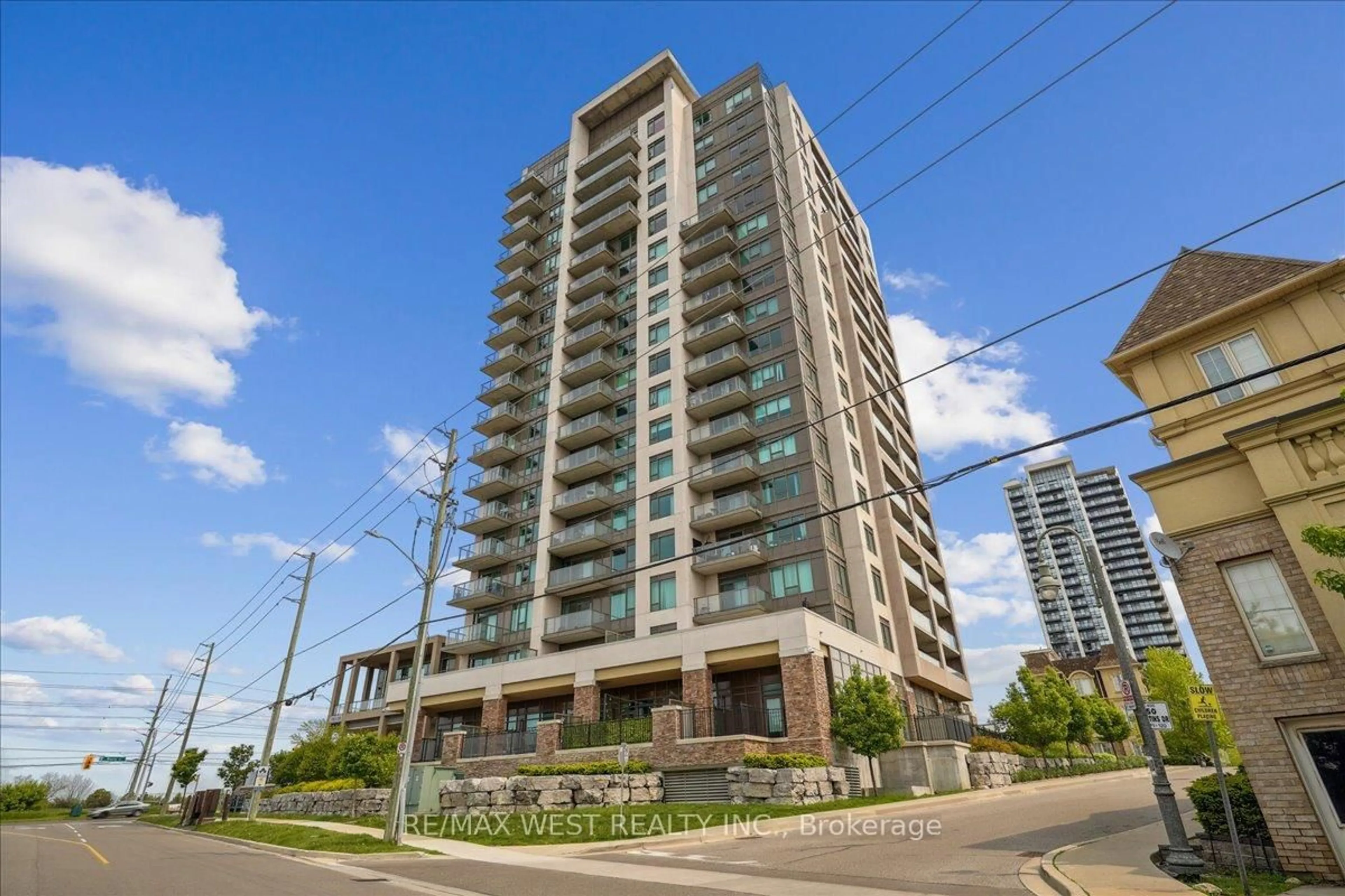Unknown for 1215 Bayly St #101, Pickering Ontario L1W 1L7