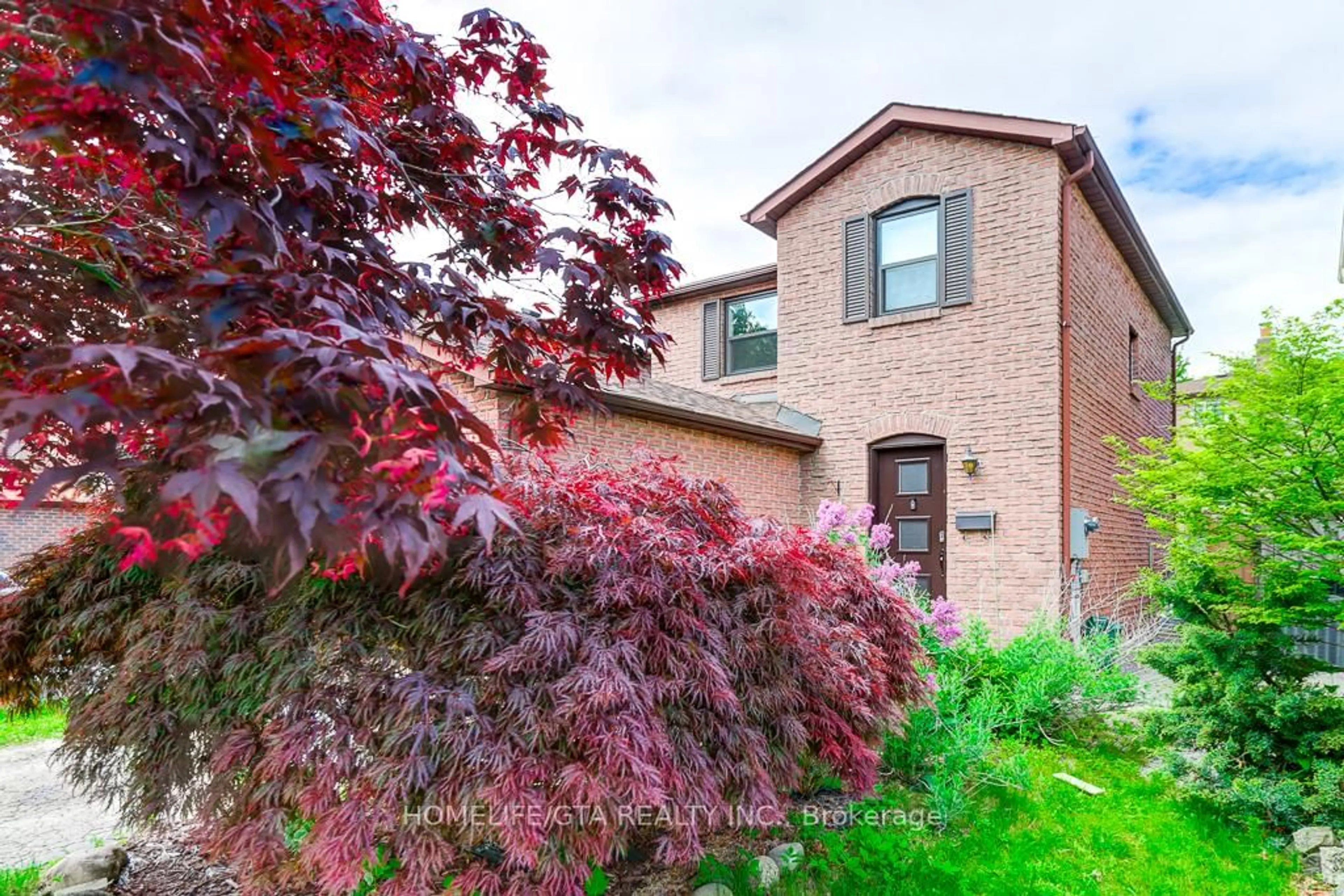 Home with brick exterior material, street for 172 Radford Dr, Ajax Ontario L1T 2C2