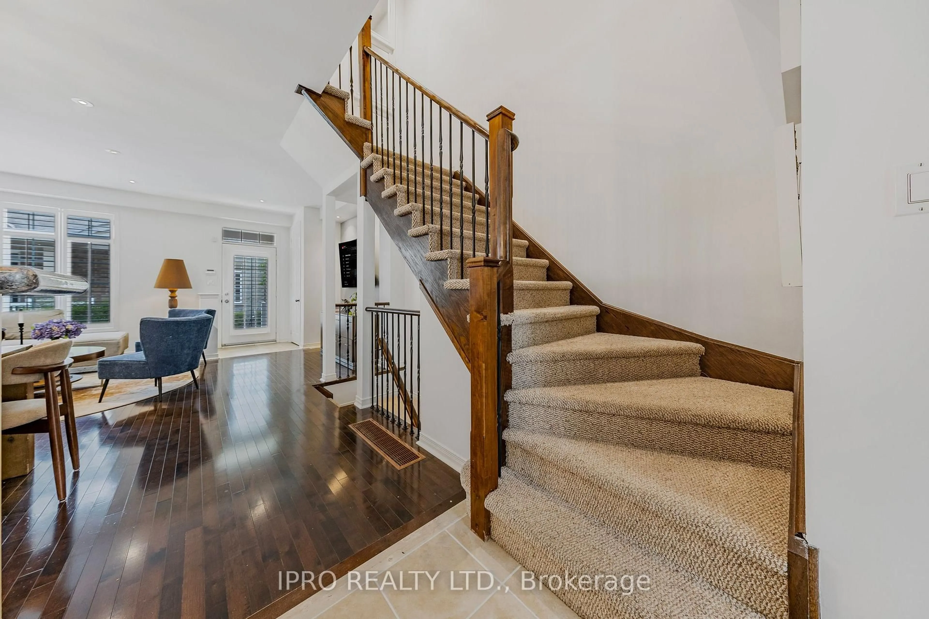 Indoor entryway for 1701 Finch Ave #63, Pickering Ontario L1V 0B7
