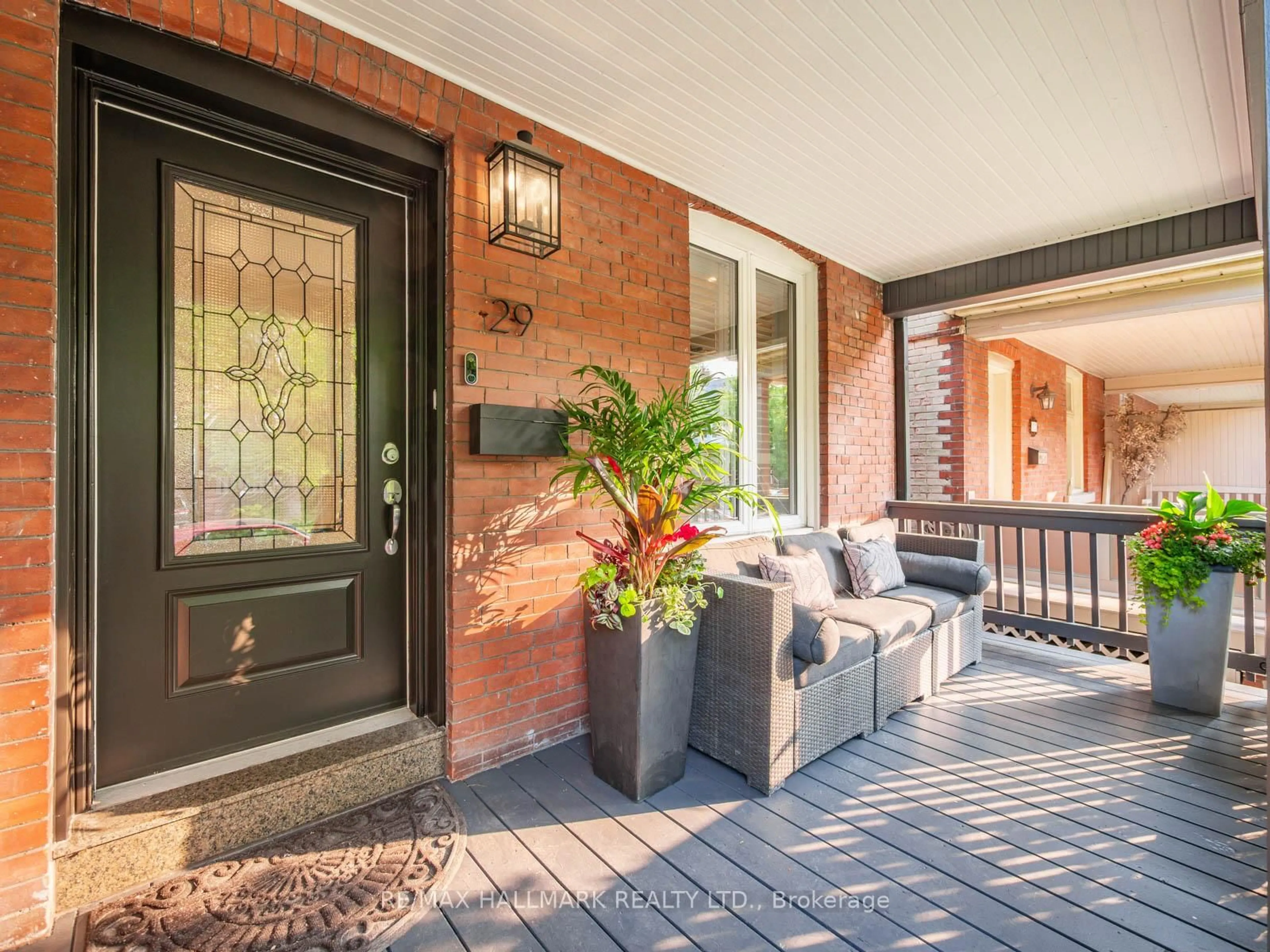 Indoor entryway for 29 Dearbourne Ave, Toronto Ontario M4K 1M6