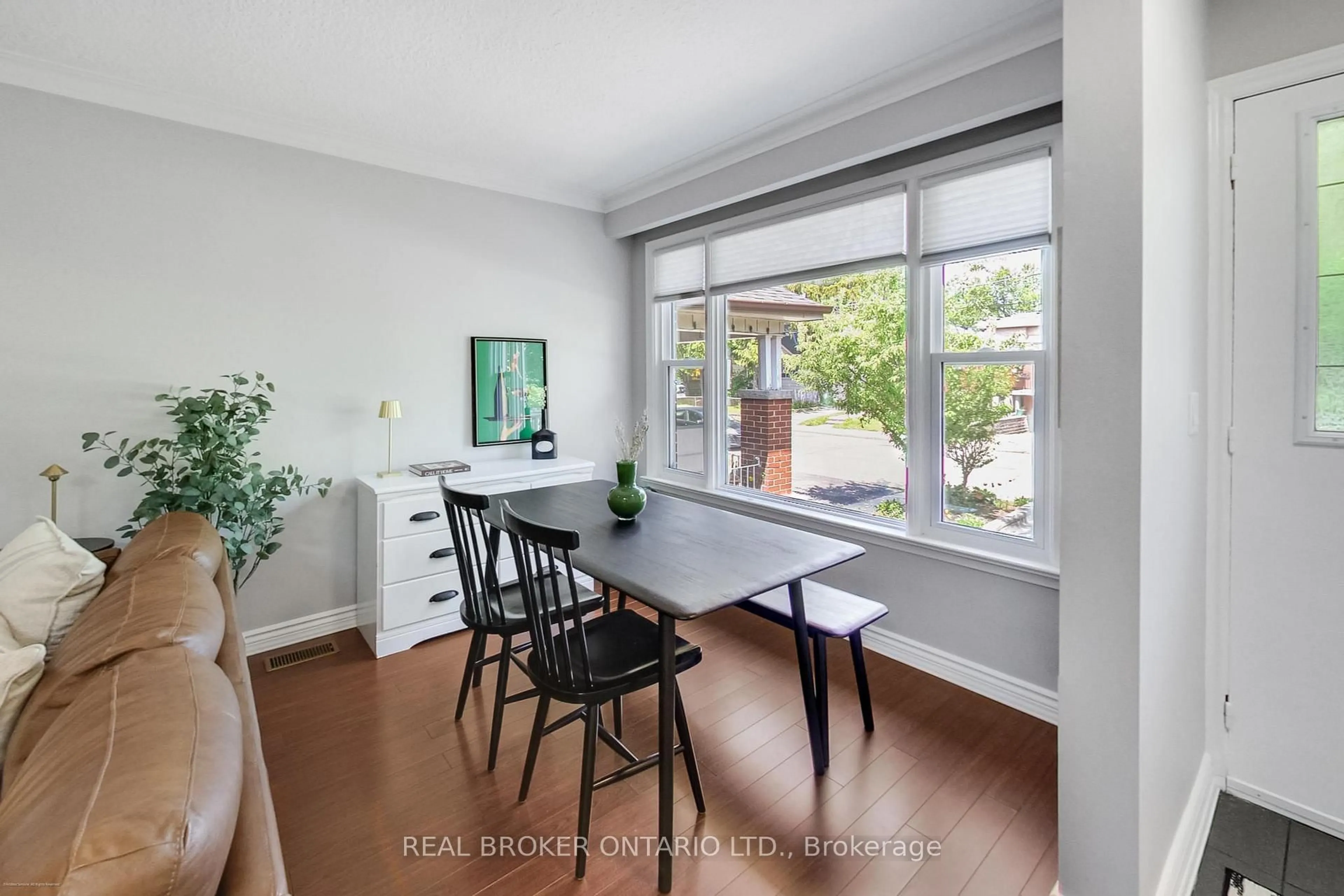 Unknown for 9 Craiglee Dr, Toronto Ontario M1N 2L7