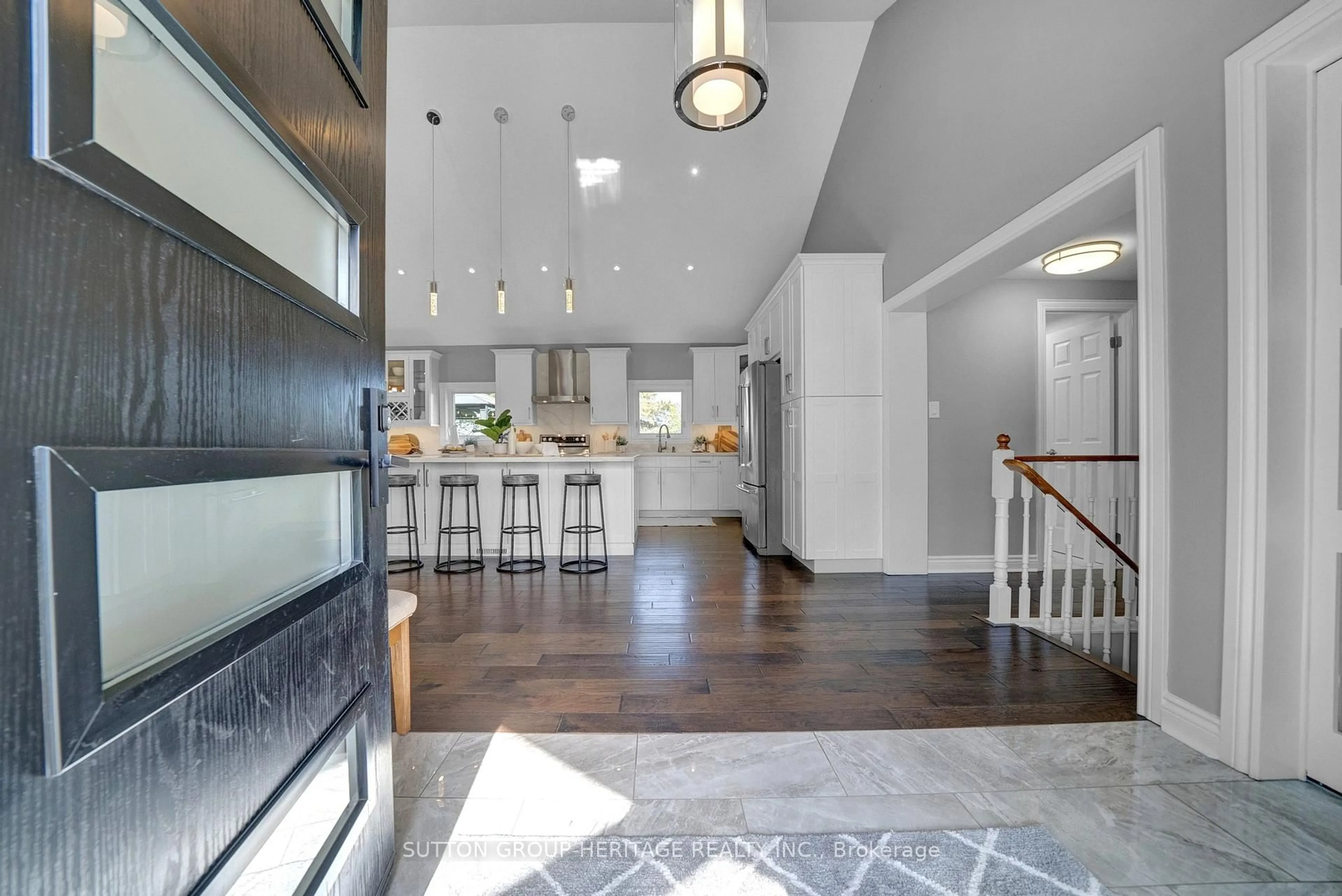 Open concept kitchen, ceramic/tile floor for 6345 Langmaid Rd, Clarington Ontario L0B 1J0