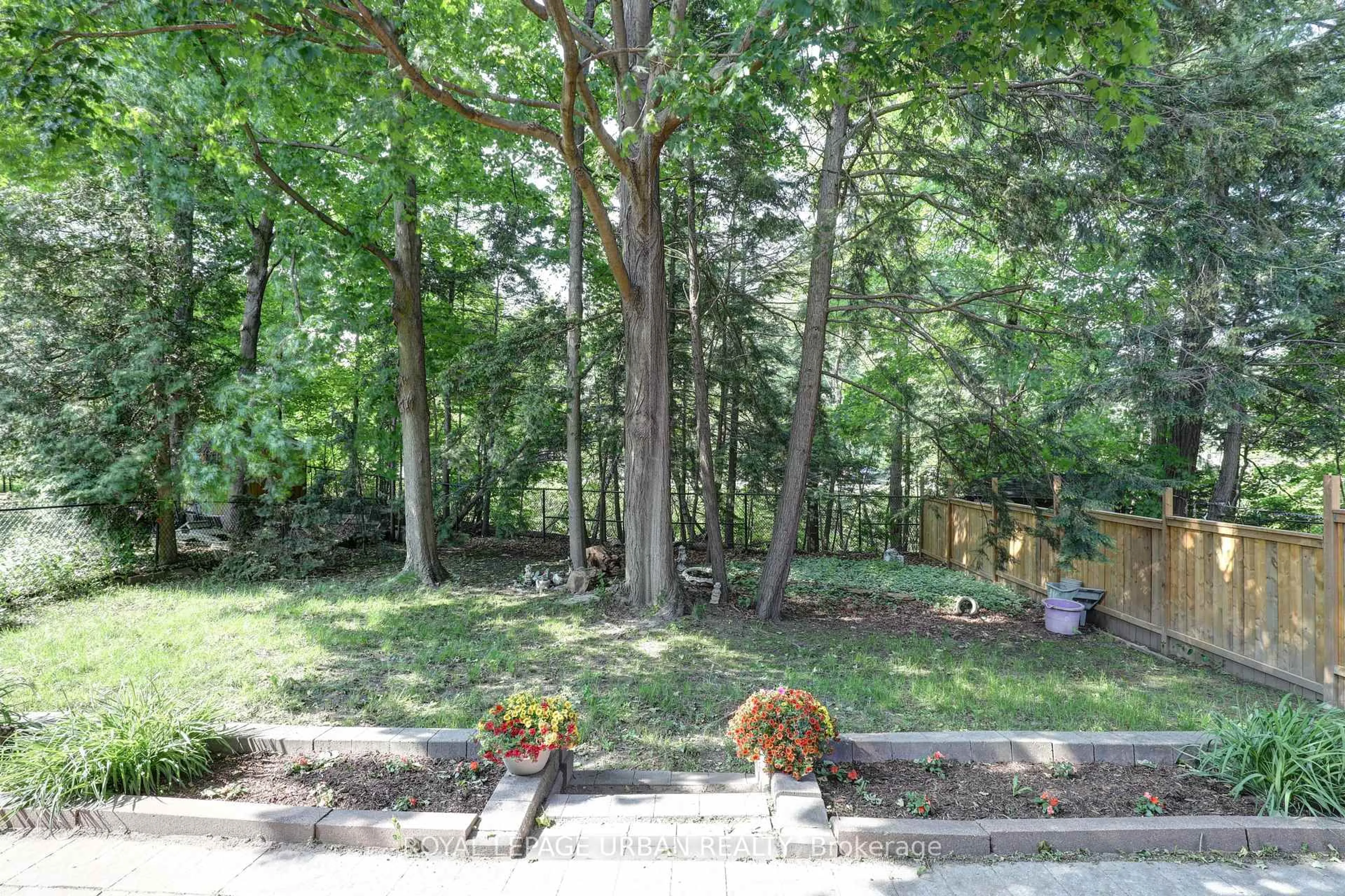 Patio, forest/trees view for 1023 Mountcastle Cres, Pickering Ontario L1V 5J1