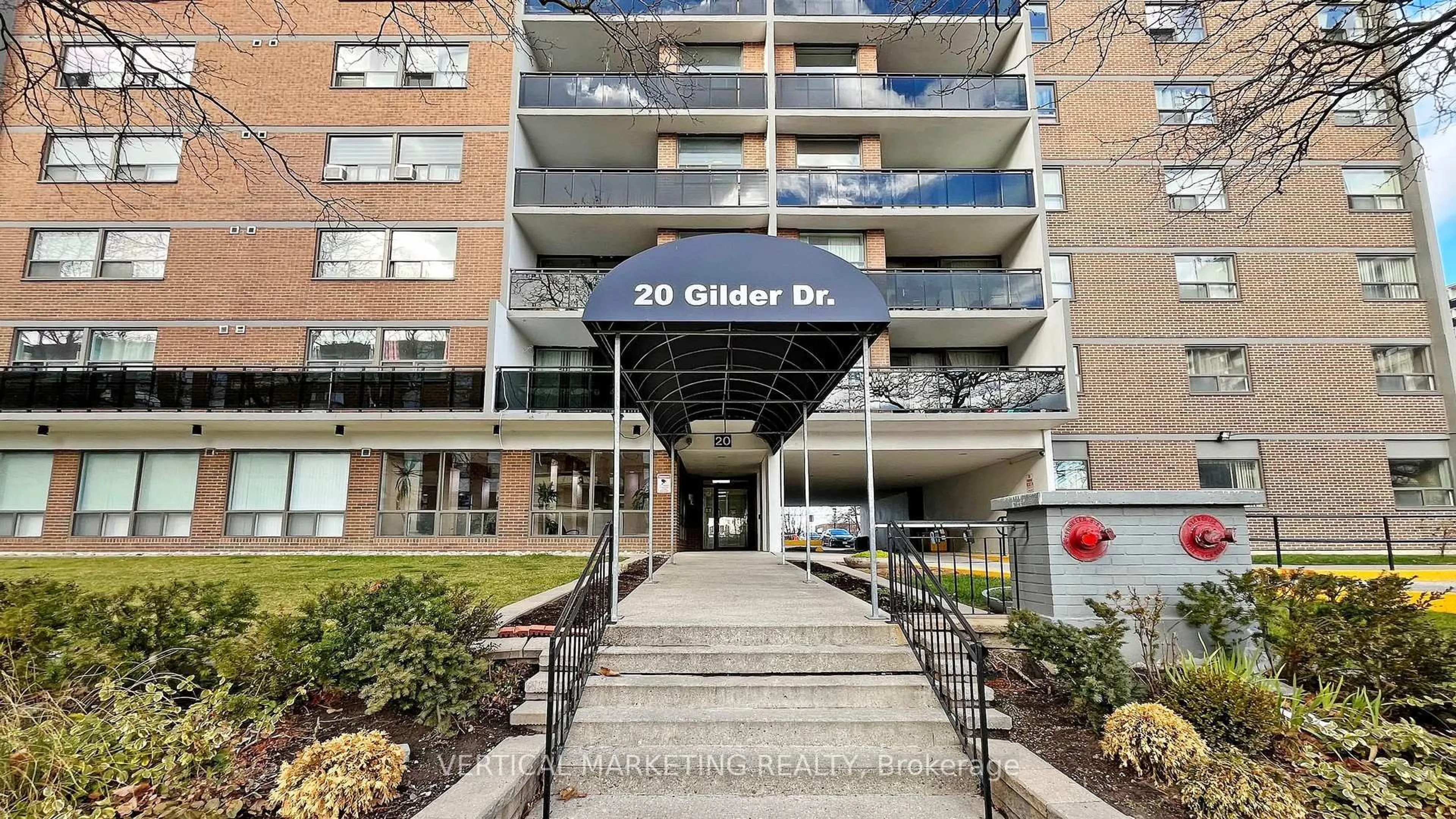 Indoor foyer for 20 Gilder Dr #PH07, Toronto Ontario M1K 5E1