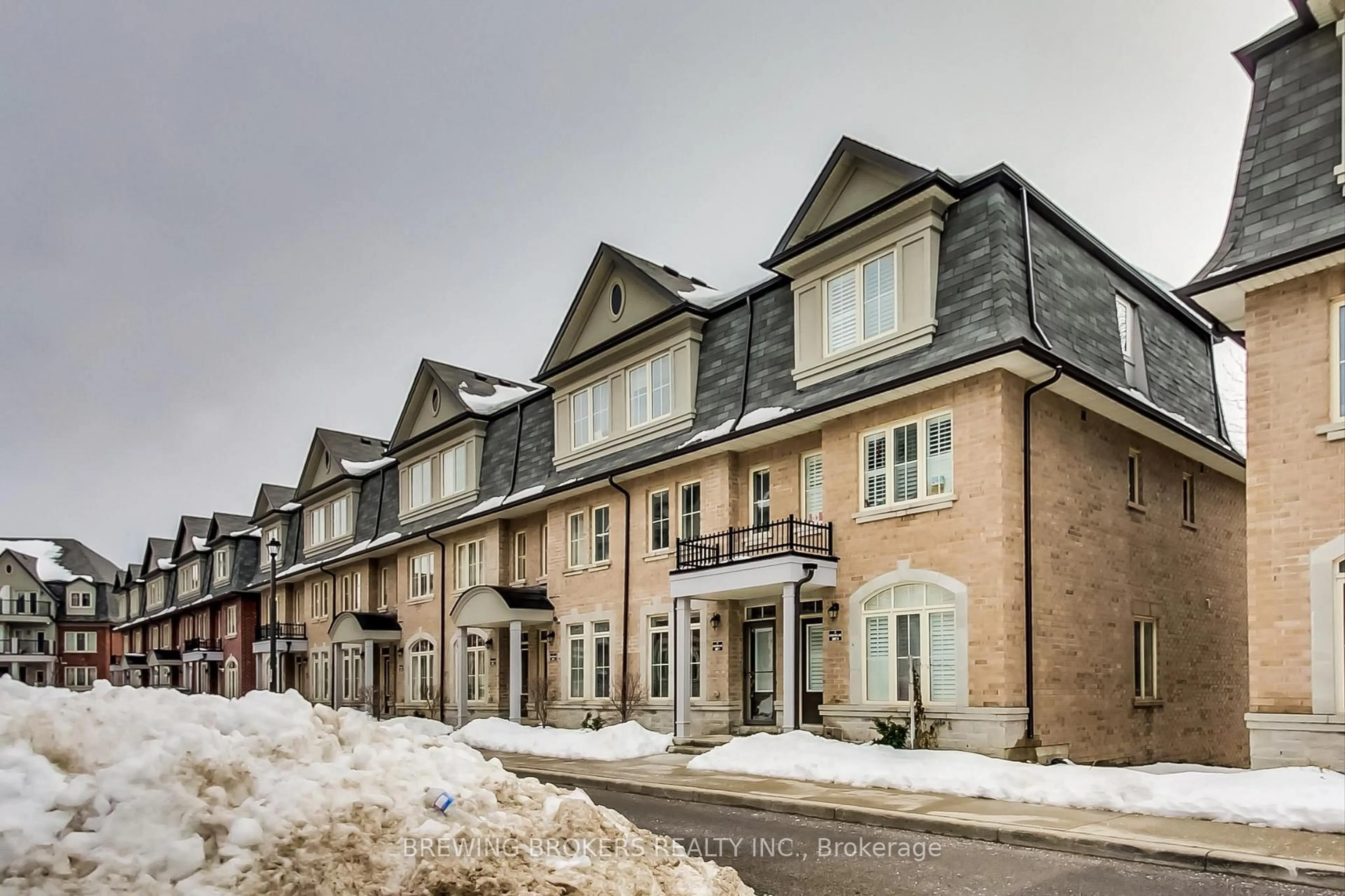 Home with brick exterior material, street for 5 Eaton Park Lane #7, Toronto Ontario M1W 0A5