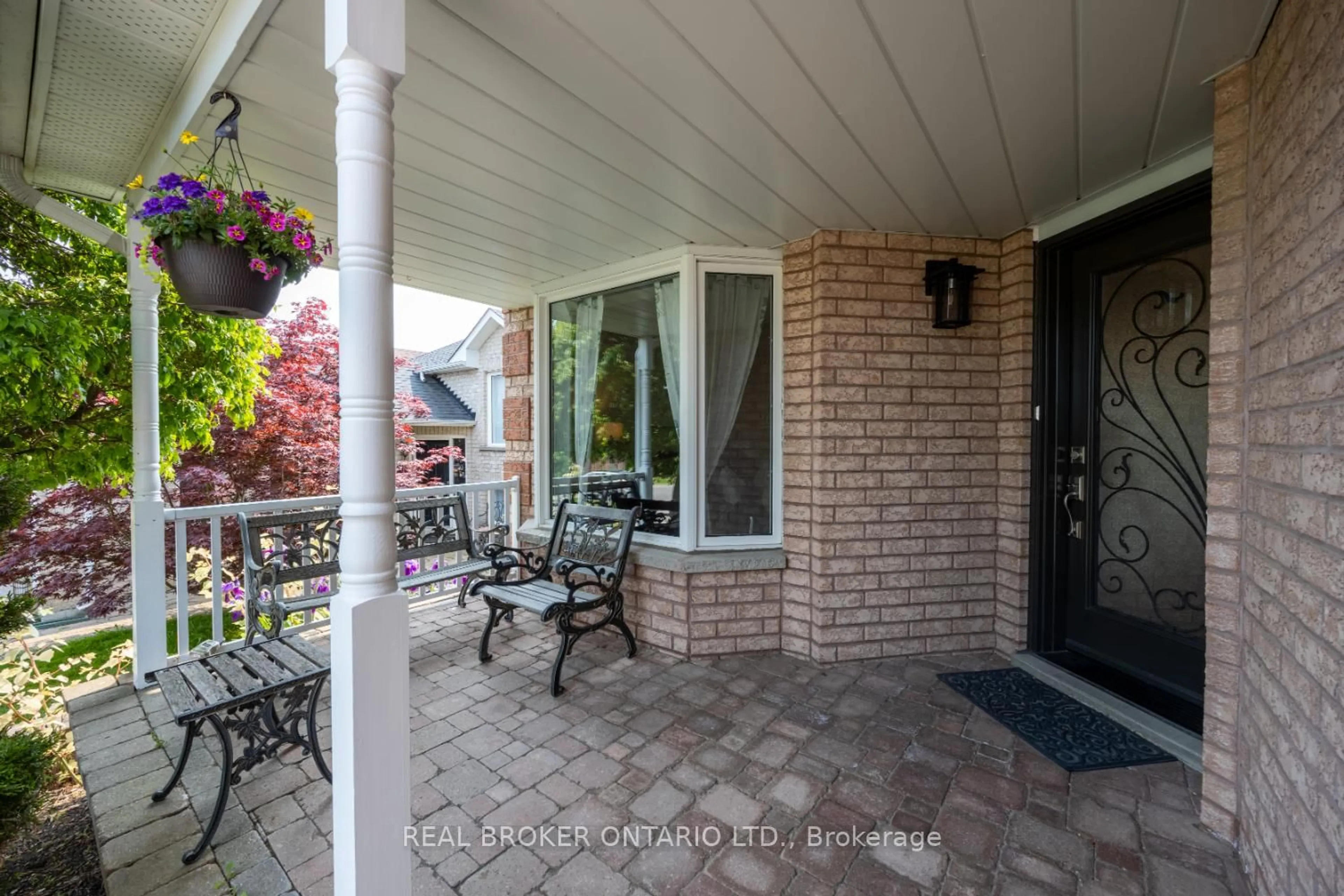 Patio, street for 38 Apple Blossom Blvd, Clarington Ontario L1C 4L9