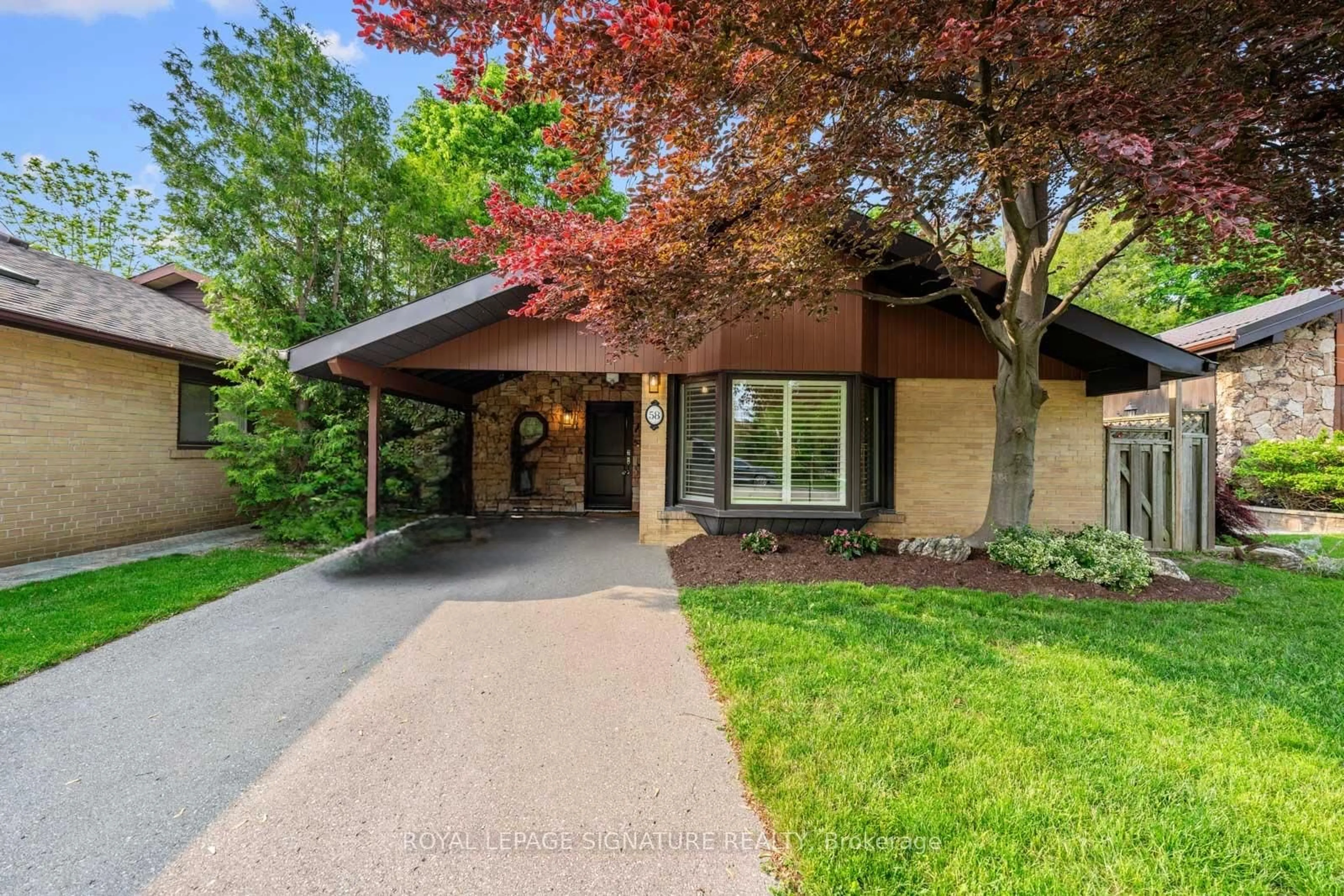 Home with brick exterior material, street for 58 Par Ave, Toronto Ontario M1G 2G6