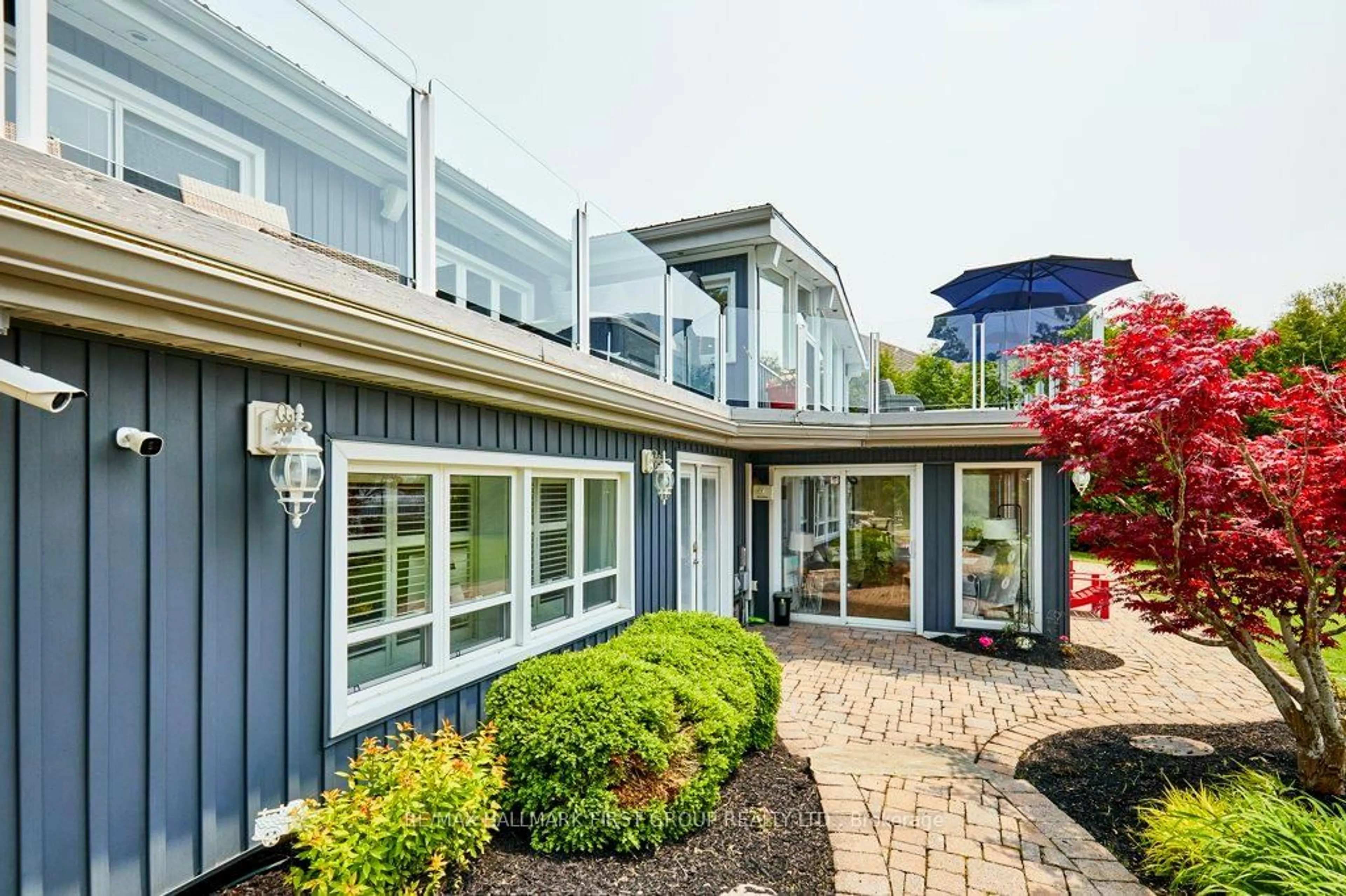 Home with vinyl exterior material, unknown for 6 Ambleside Dr, Scugog Ontario L9L 1B4