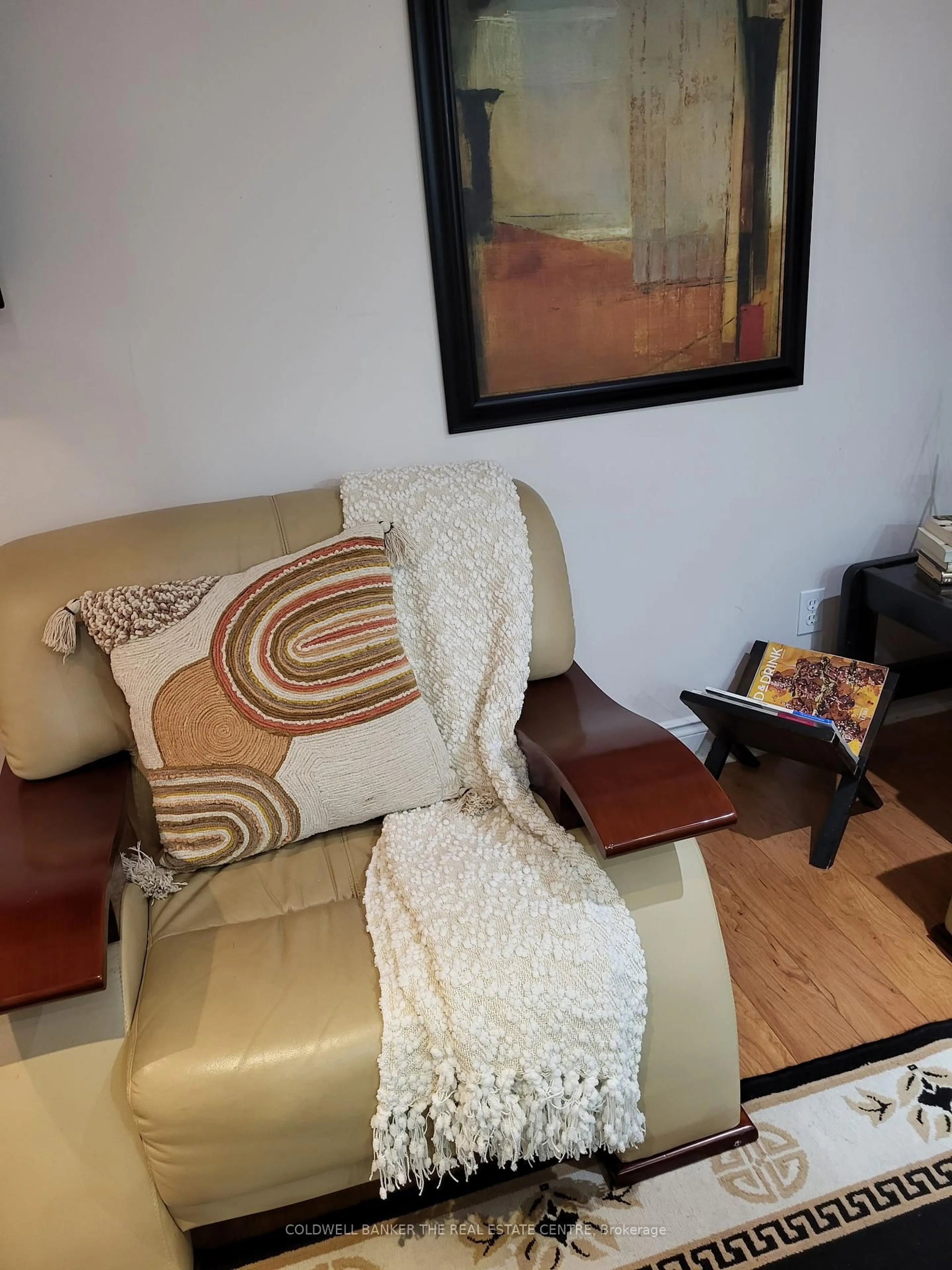 Living room with furniture, unknown for 72 Frazer Rd, Ajax Ontario L1S 4B2