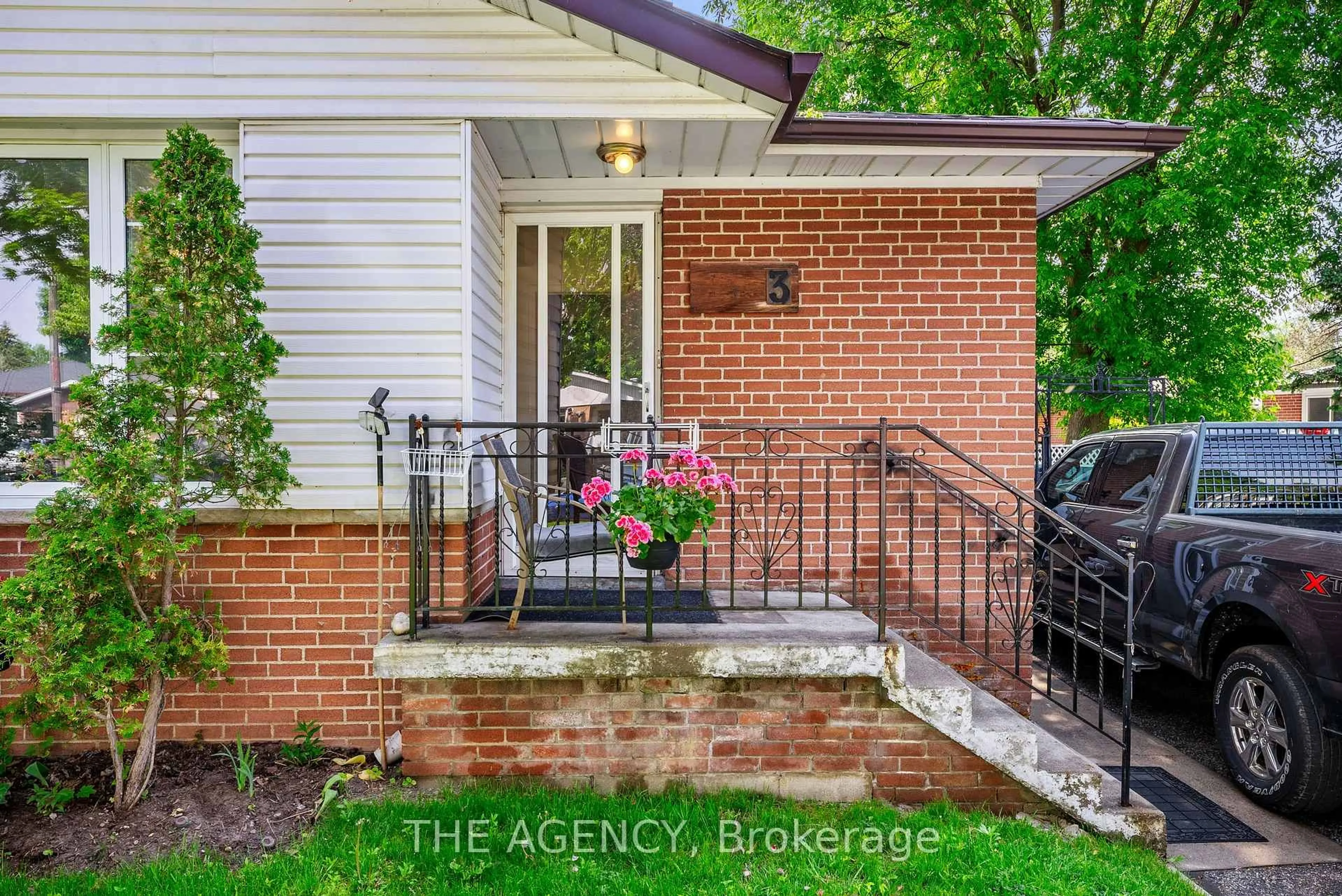 Home with brick exterior material, street for 3 Shoreview Dr, Toronto Ontario M1E 3R1